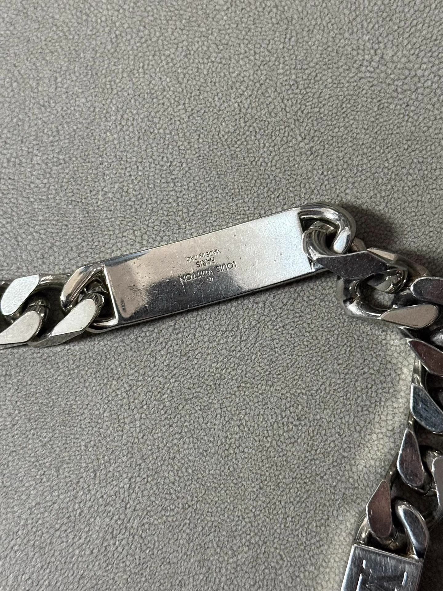 Louis Vuitton LOUIS VUITTON Logo Cuban Chain Metal Bracelet Q20 Size ONE SIZE - 3 Thumbnail