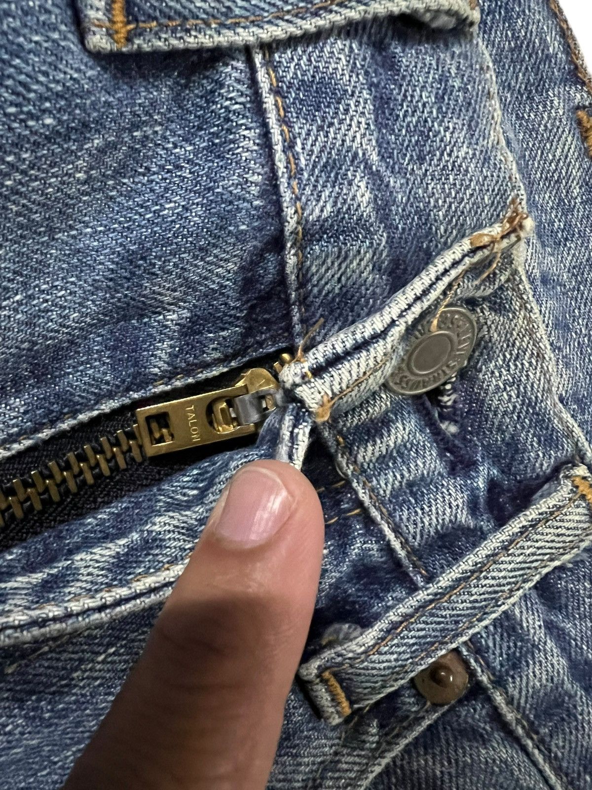 Levi's Vintage Levis 502 Big E Selvedge Faded Distressed Jean Size US 28 / EU 44 - 14 Thumbnail