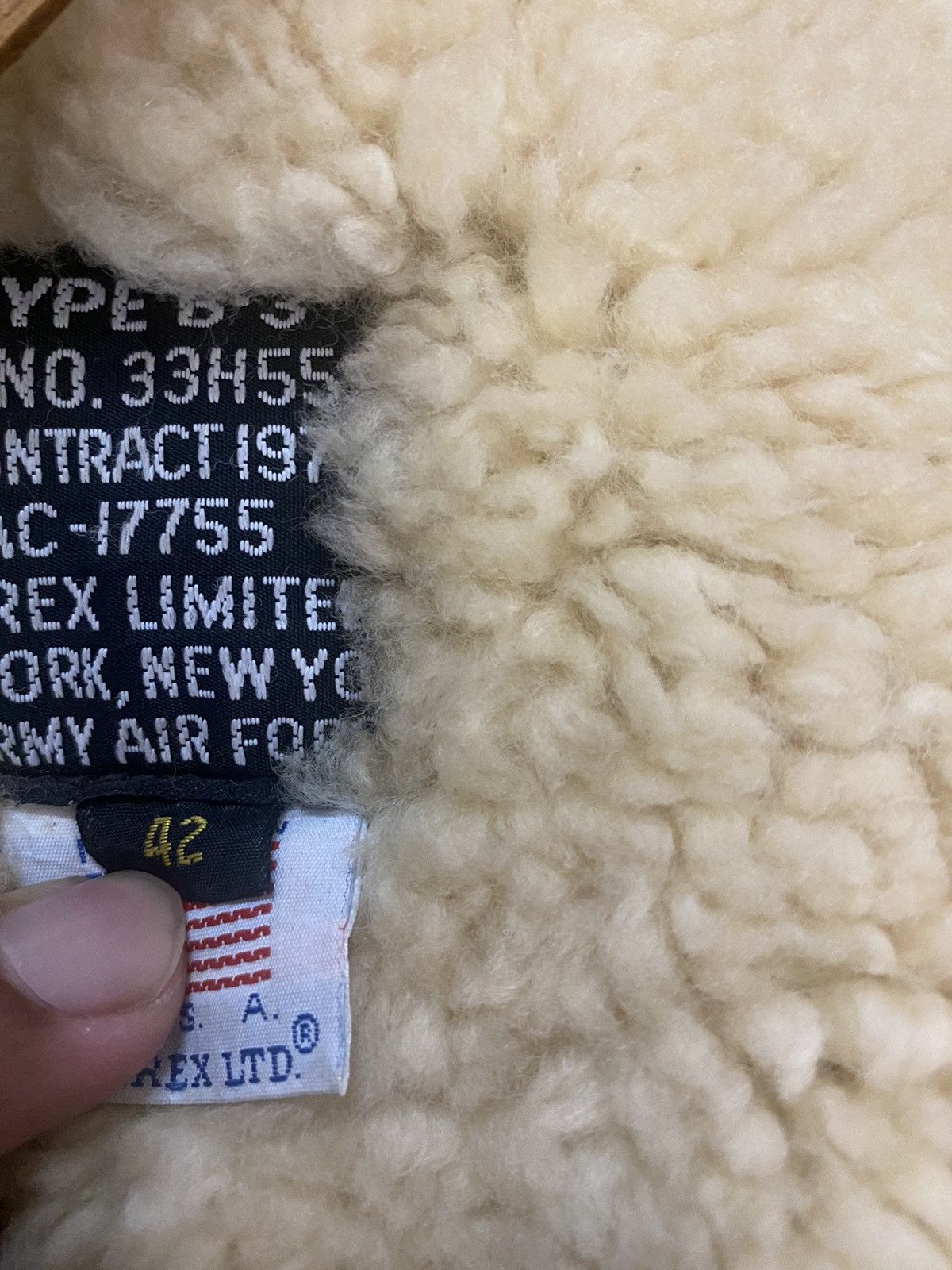 Avirex Vintage Avirex B-3 Sheepskin Flight Leather Jacket Shearling Size US L / EU 52-54 / 3 - 20 Thumbnail