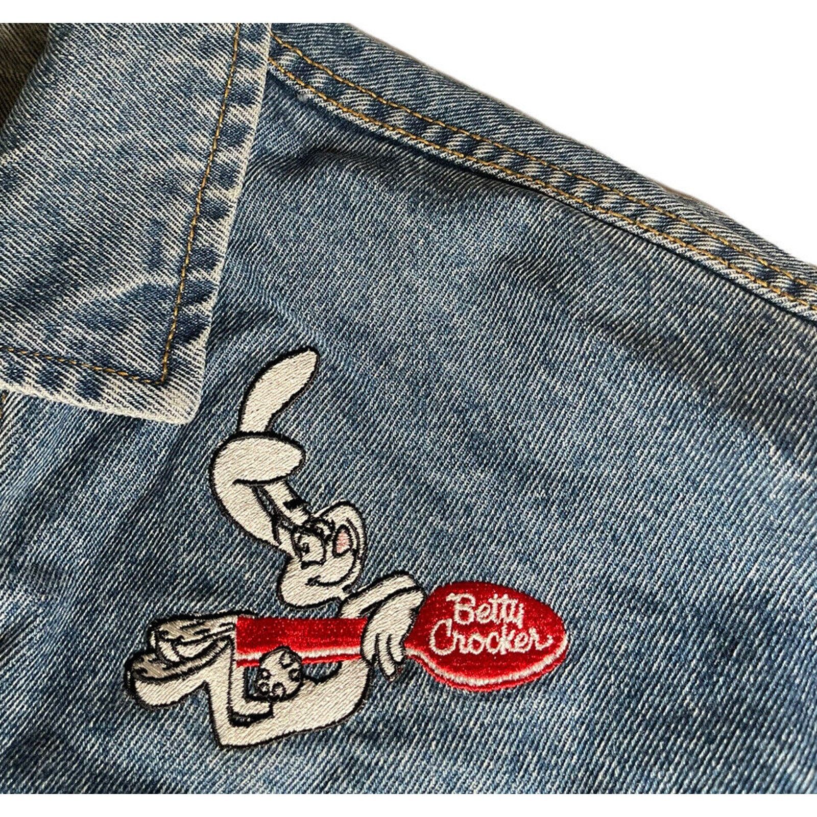 Lee Vtg Lee Trucker Jean Jacket Betty Crocker Trix Bunny XL Size US XL / EU 56 / 4 - 5 Thumbnail