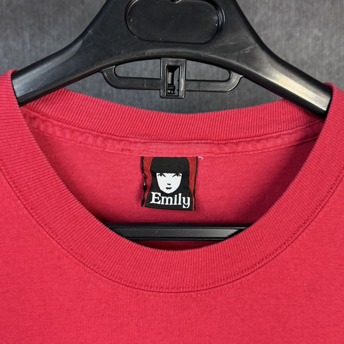 Anime Vintage Emily The Strange 2003 Y2K t shirt Gothic tee rare Size US M / EU 48-50 / 2 - 5 Thumbnail