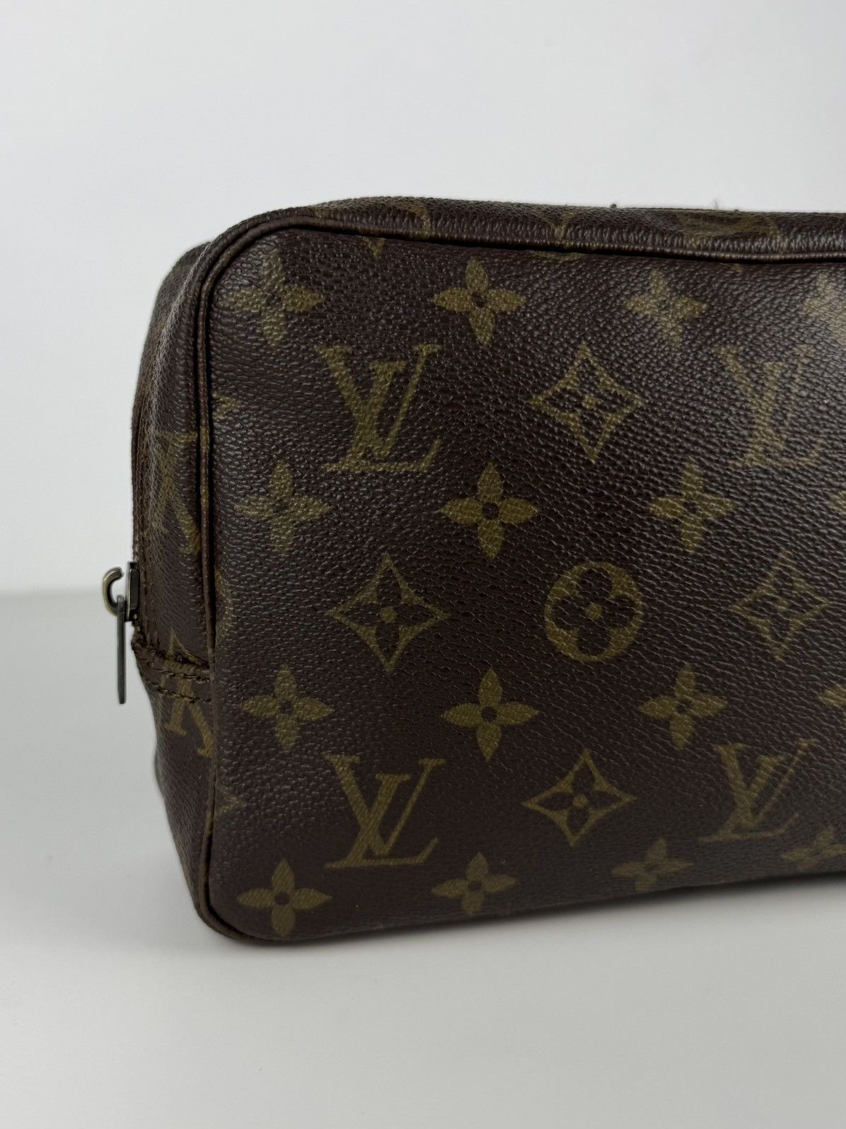 Louis Vuitton Vintage 80s Louis Vuitton monogram trousse 23 toiletry bag Size ONE SIZE - 12 Thumbnail