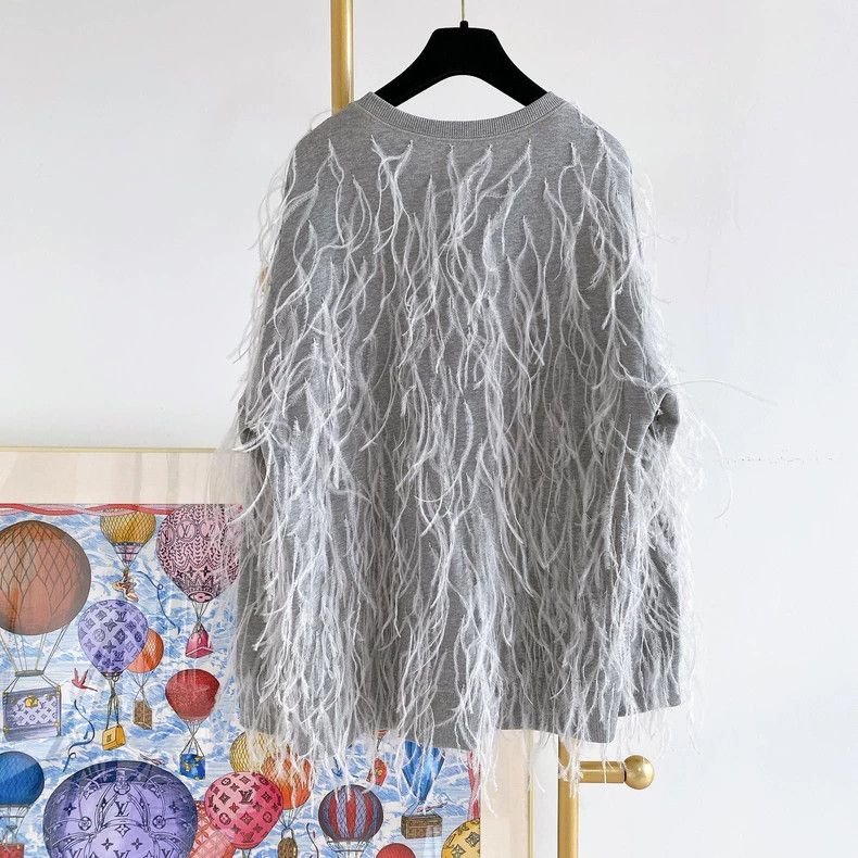Valentino Valentino Gray ostrich fur sweatshirt Size L / US 10 / IT 46 - 2 Thumbnail