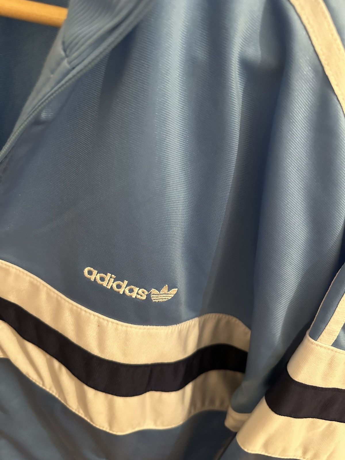Adidas Adidas Windbreaker Jacke Size S-M Retro Vintage Track JACKET Size US S / EU 44-46 / 1 - 7 Thumbnail