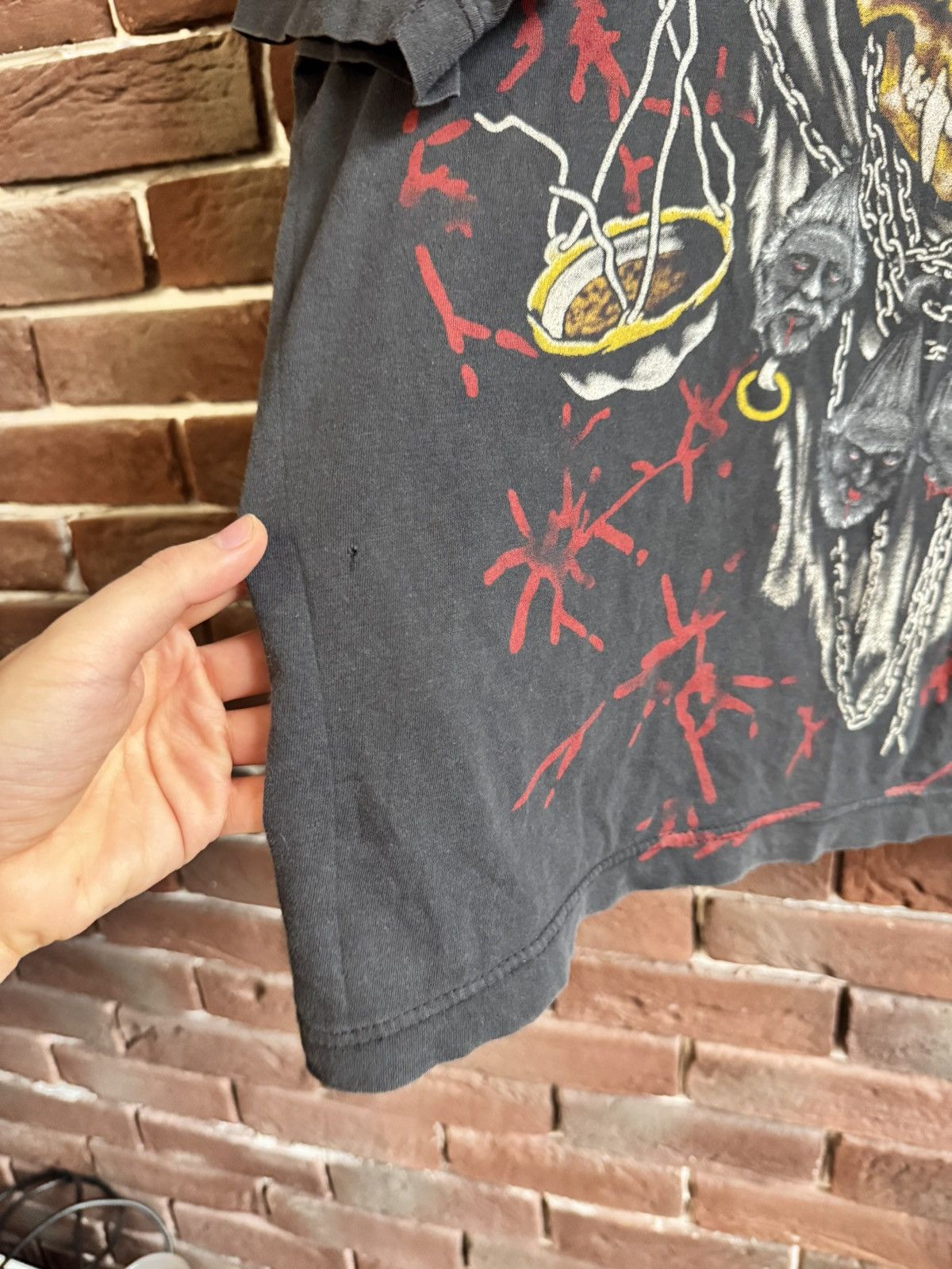 Band Tees Vintage 90s Metallica Spider Print Metal Band Tee L AOP WEB Size US L / EU 52-54 / 3 - 4 Thumbnail