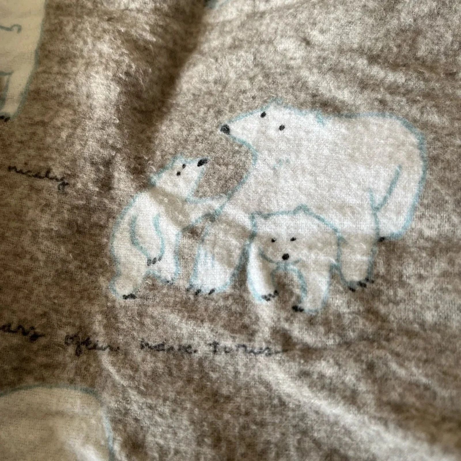 The Unbranded Brand MunkiMunki grey flannel polar bear print pajama set, size Lg Size L / US 10 / IT 46 - 9 Thumbnail