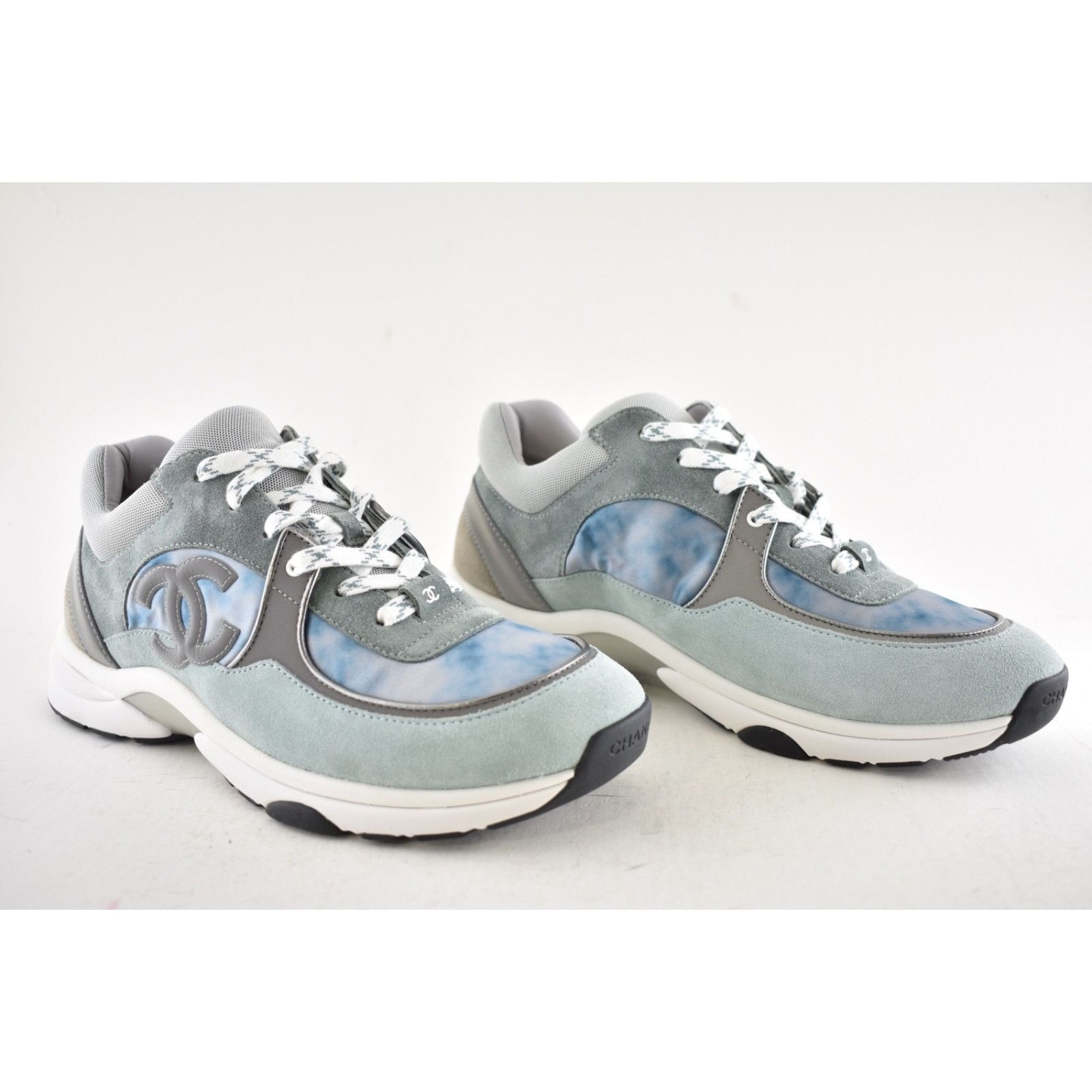 Chanel Chanel 20S Mens Grey Blue Silver White CC Logo Low Top Size US 11 / EU 44 - 4 Thumbnail