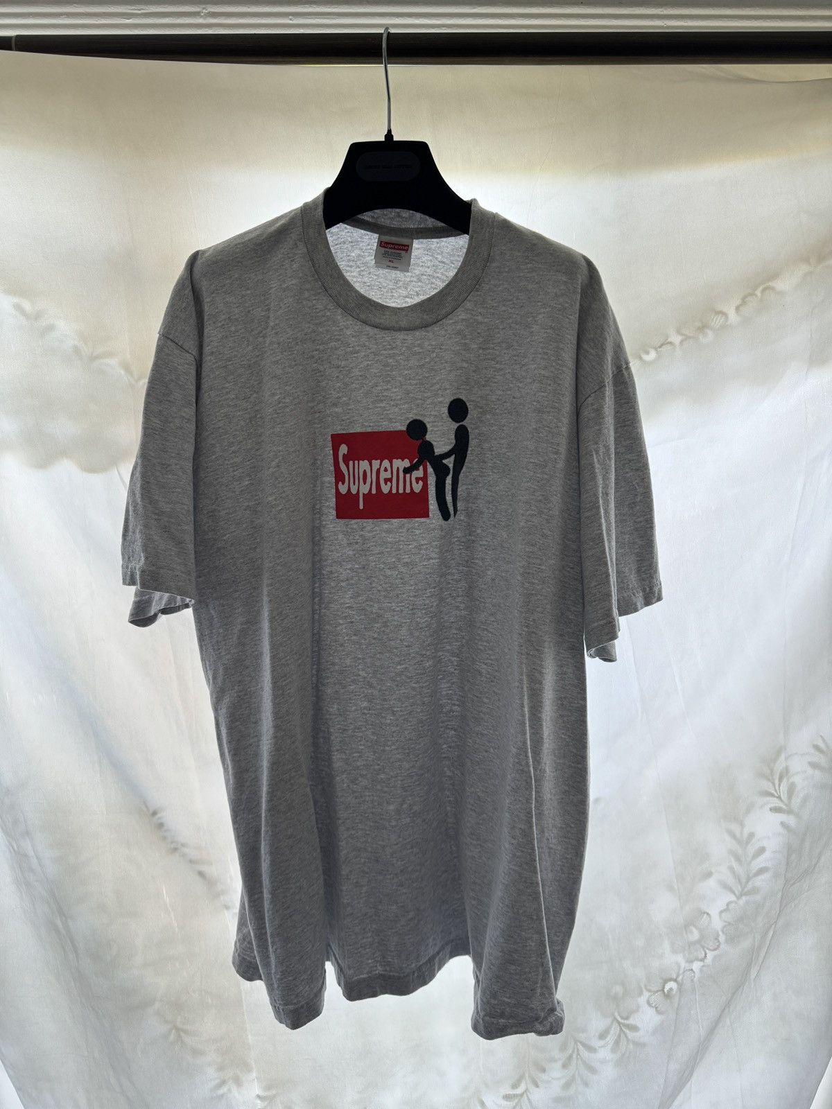 Supreme supreme stick tee Size US XL / EU 56 / 4 - 1 Thumbnail