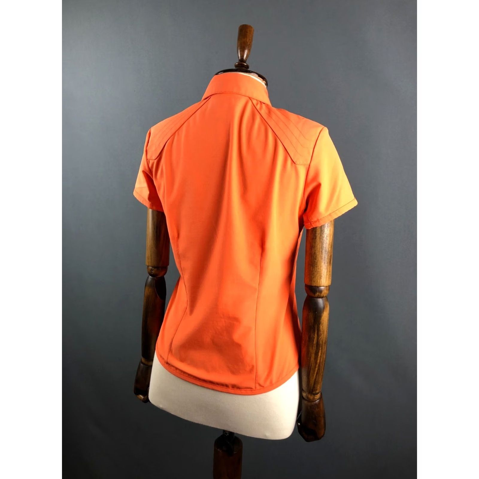 Nike ACG Nike ACG Blouse Shirt Orange Women's Size S Polyester Casual Sleeve Collared Short Sleeve Size S / US 4 / IT 40 - 3 Thumbnail
