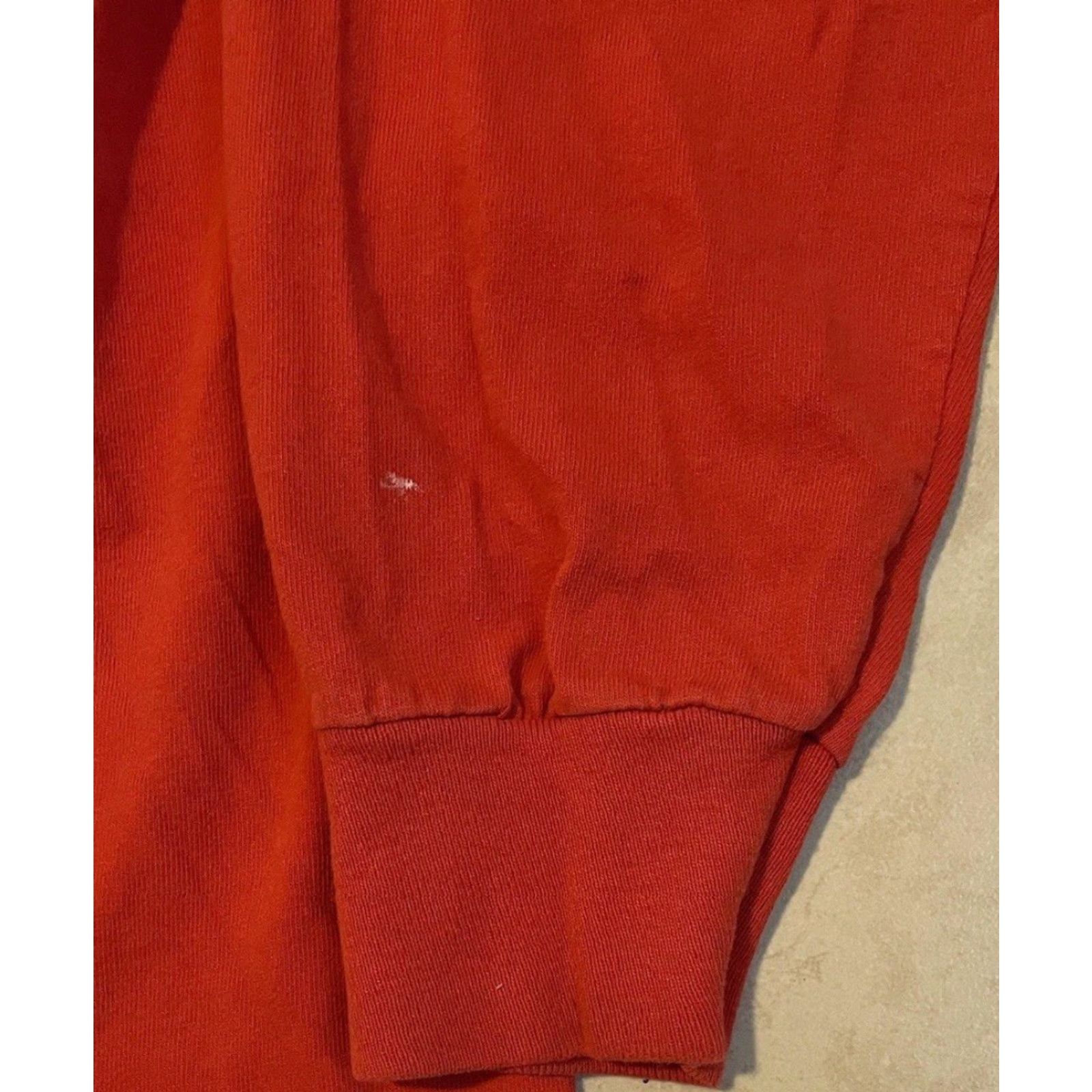 Champion VINTAGE 90s University Cornhuskers Faded Distress Back To Back Champions Shirt XL Red University Mens T-Shirt Grunge Nebraska Cornhuskers 90s Grunge Size US XL / EU 56 / 4 - 7 Thumbnail
