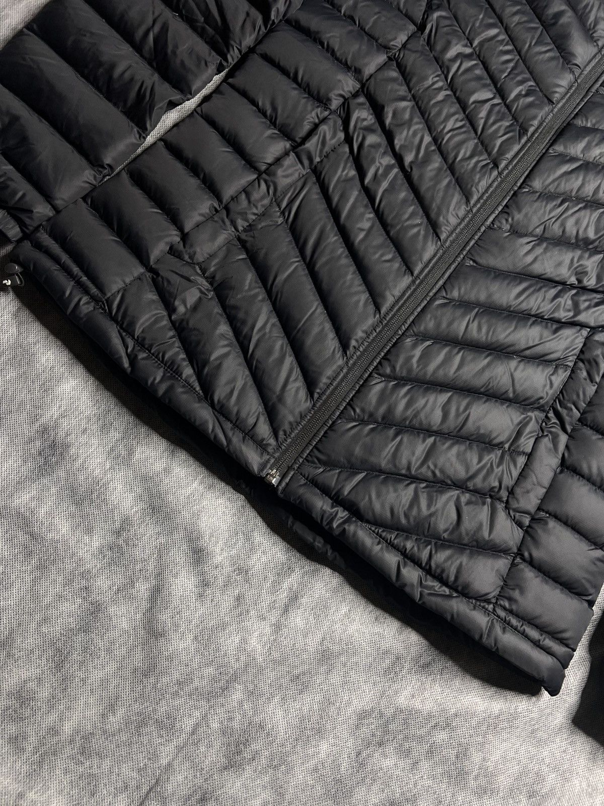 Peak Performance Women’s Black Peak Performance Down Jacket Size L Size L / US 10 / IT 46 - 4 Thumbnail