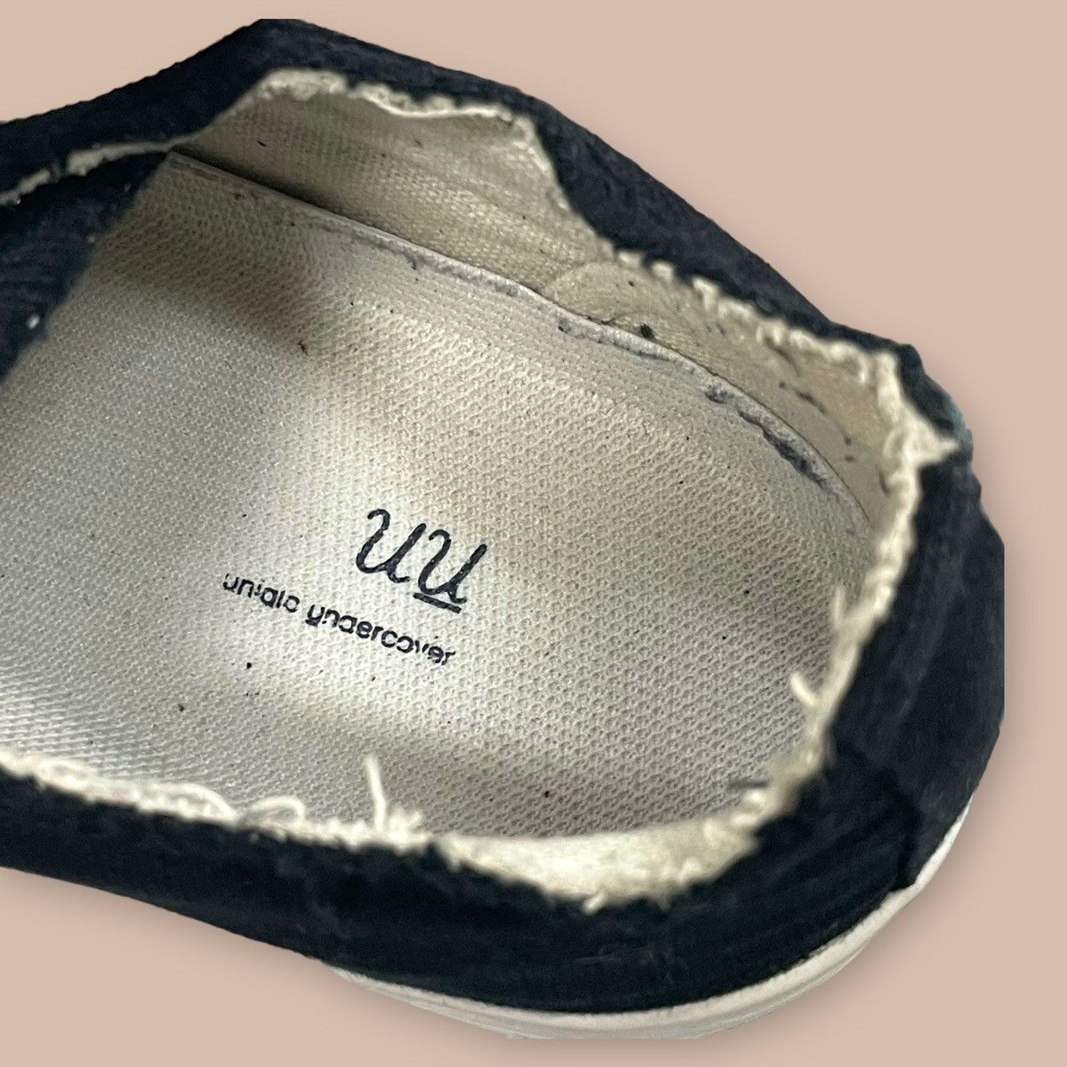 Undercover × Uniqlo Uniqlo x Undercover “UU” by Jun takahashi FW2012 Sneakers Size US 6 / EU 39 - 11 Thumbnail