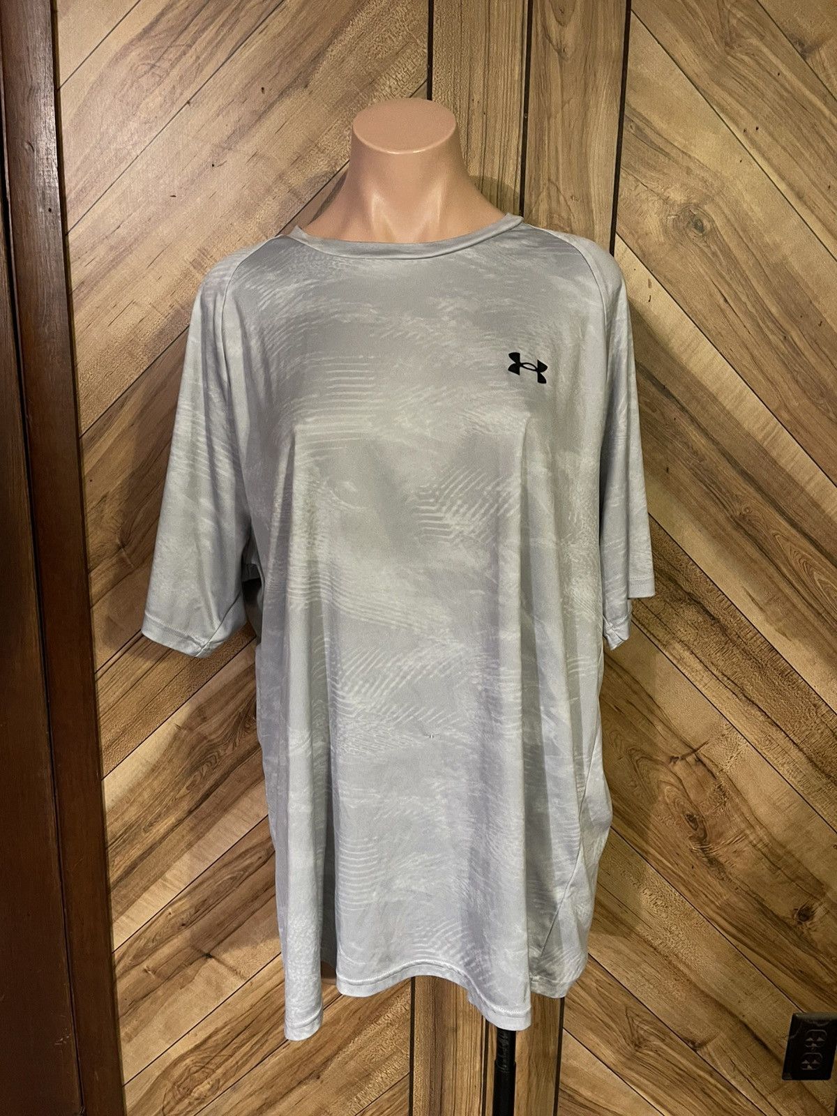 Under Armour Under Armour Men’s 2XL Loose Fit Marbled Gray Active Shirt Size US XXL / EU 58 / 5 - 2 Thumbnail