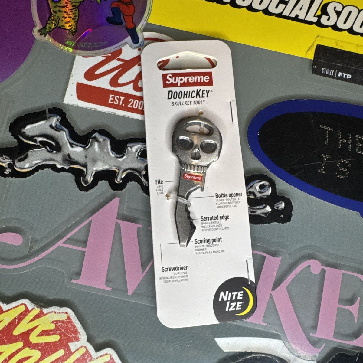 Supreme Supreme Nite Ize Skull Key Tool | Grailed