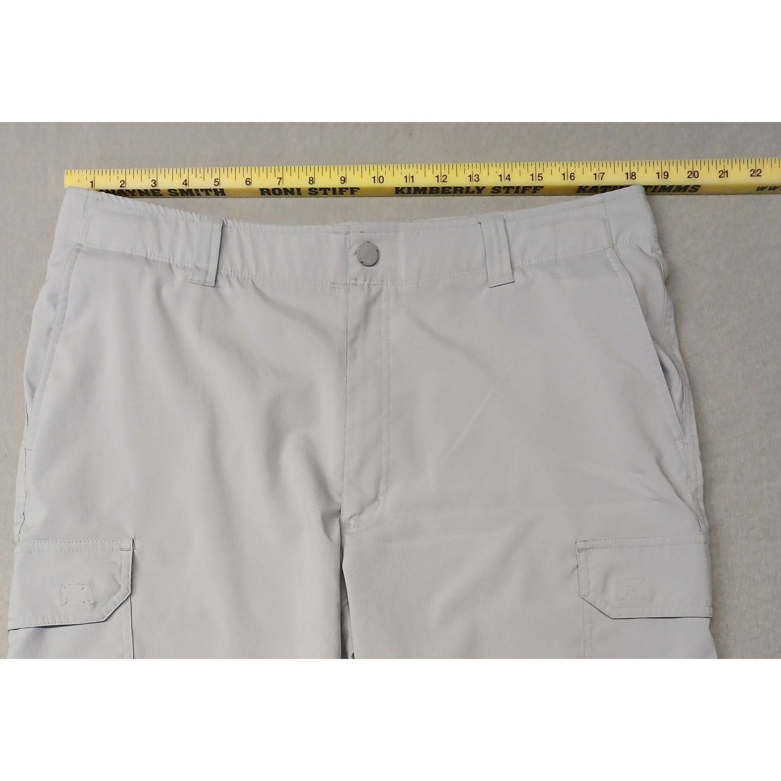 Roundtree & Yorke Roundtree & Yorke (36) Gray Perfromance Dri-Fit Cargo Shorts Size US 36 / EU 52 - 2 Thumbnail