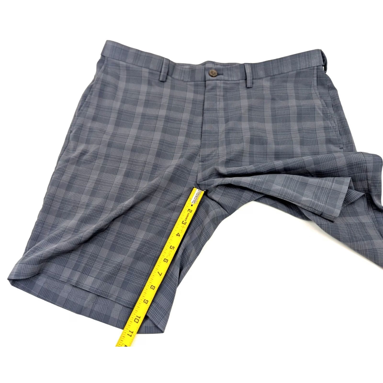 Haggar Haggar 38 Gray Plaid Short 9.5in Inseam Men's Classic Lightweight Casual Chino Pant Short with Pockets Size US 38 / EU 54 - 3 Thumbnail