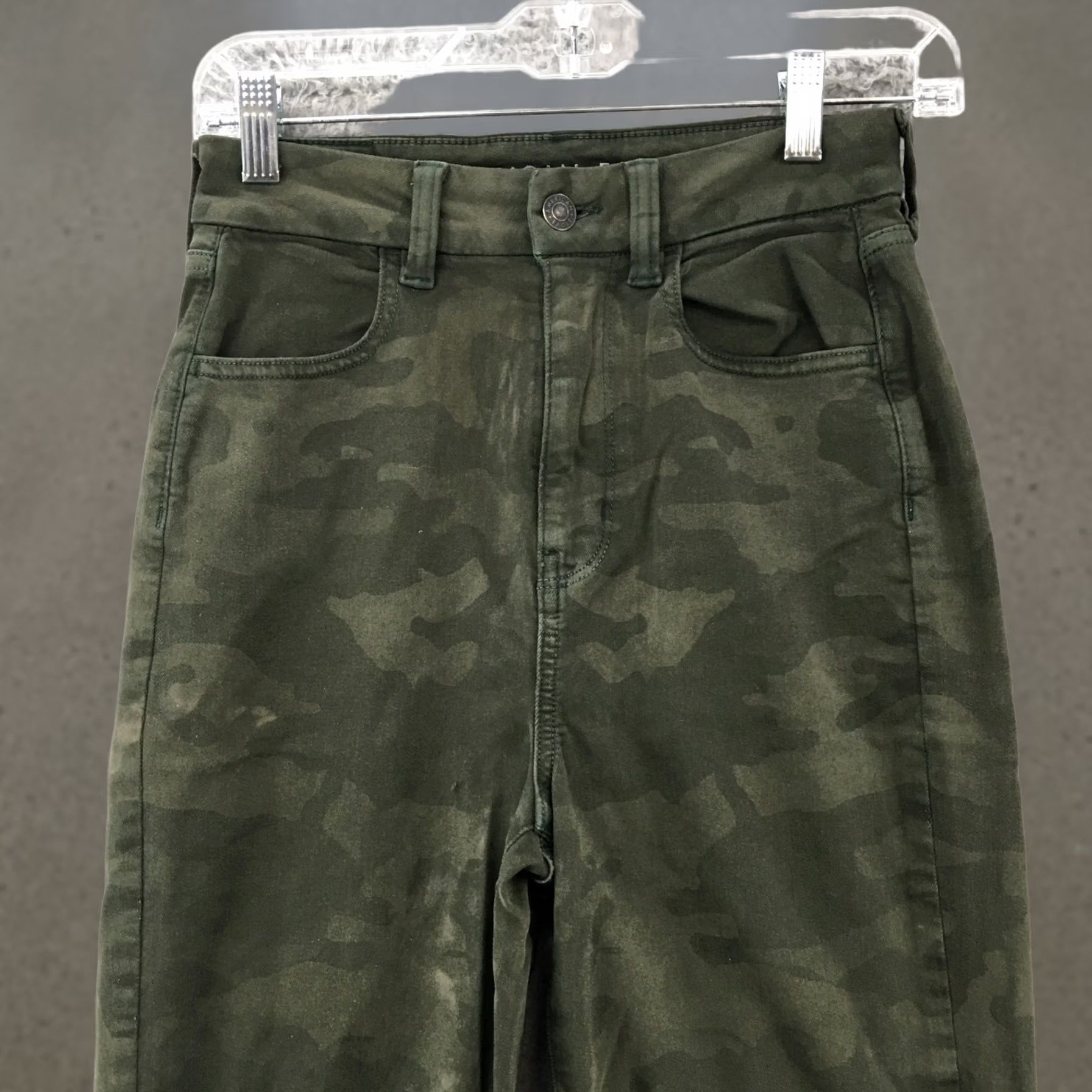 American Eagle Outfitters American Eagle Outfitters Next Level Stretch Curvy Super Hi-Rise Jegging Womens 4 Reg Green Size 27" / US 4 / IT 40 - 1 Thumbnail