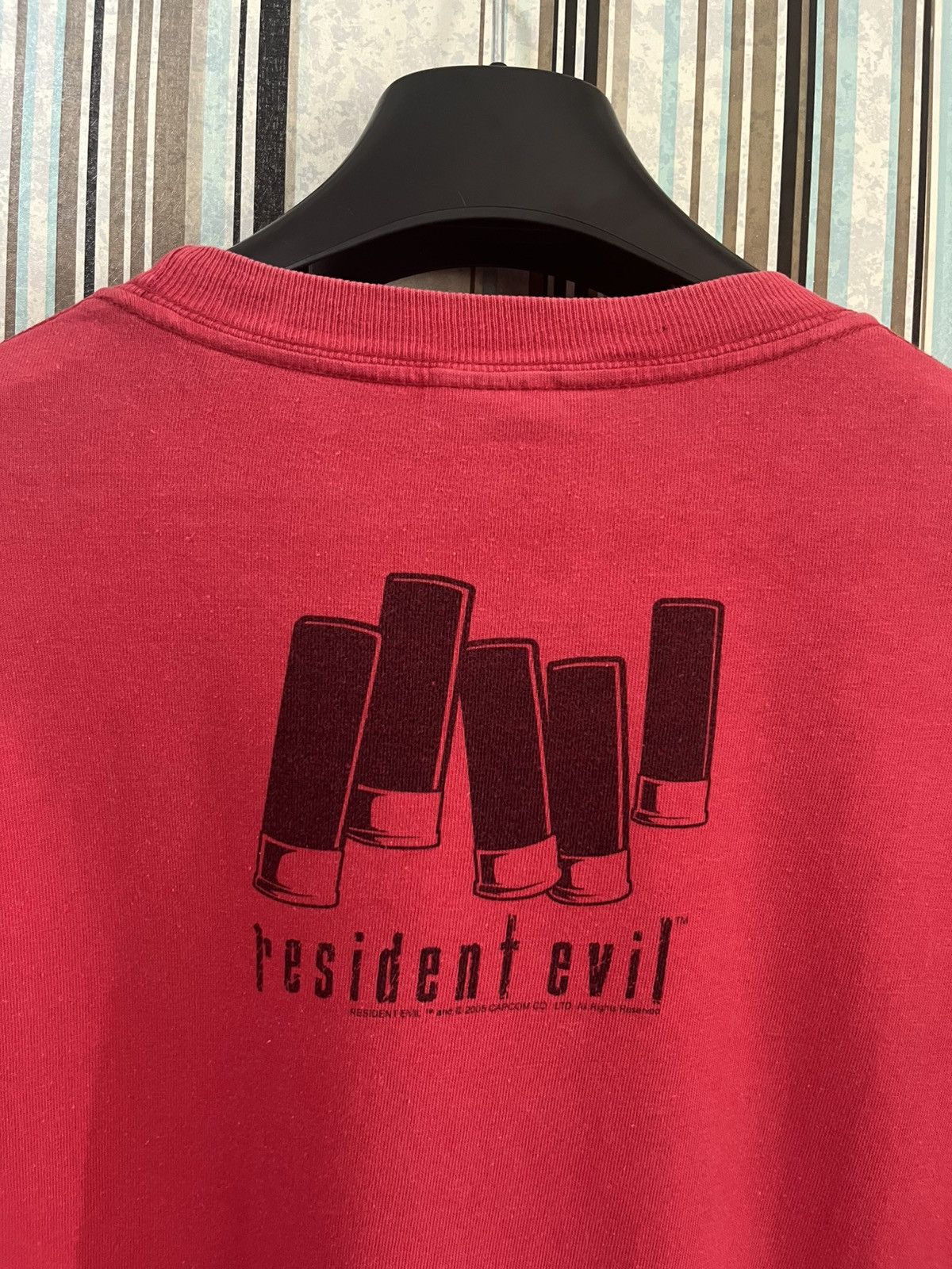 Vintage 2000s Resident evil zombie repellent capcom #F4 Size US L / EU 52-54 / 3 - 4 Thumbnail