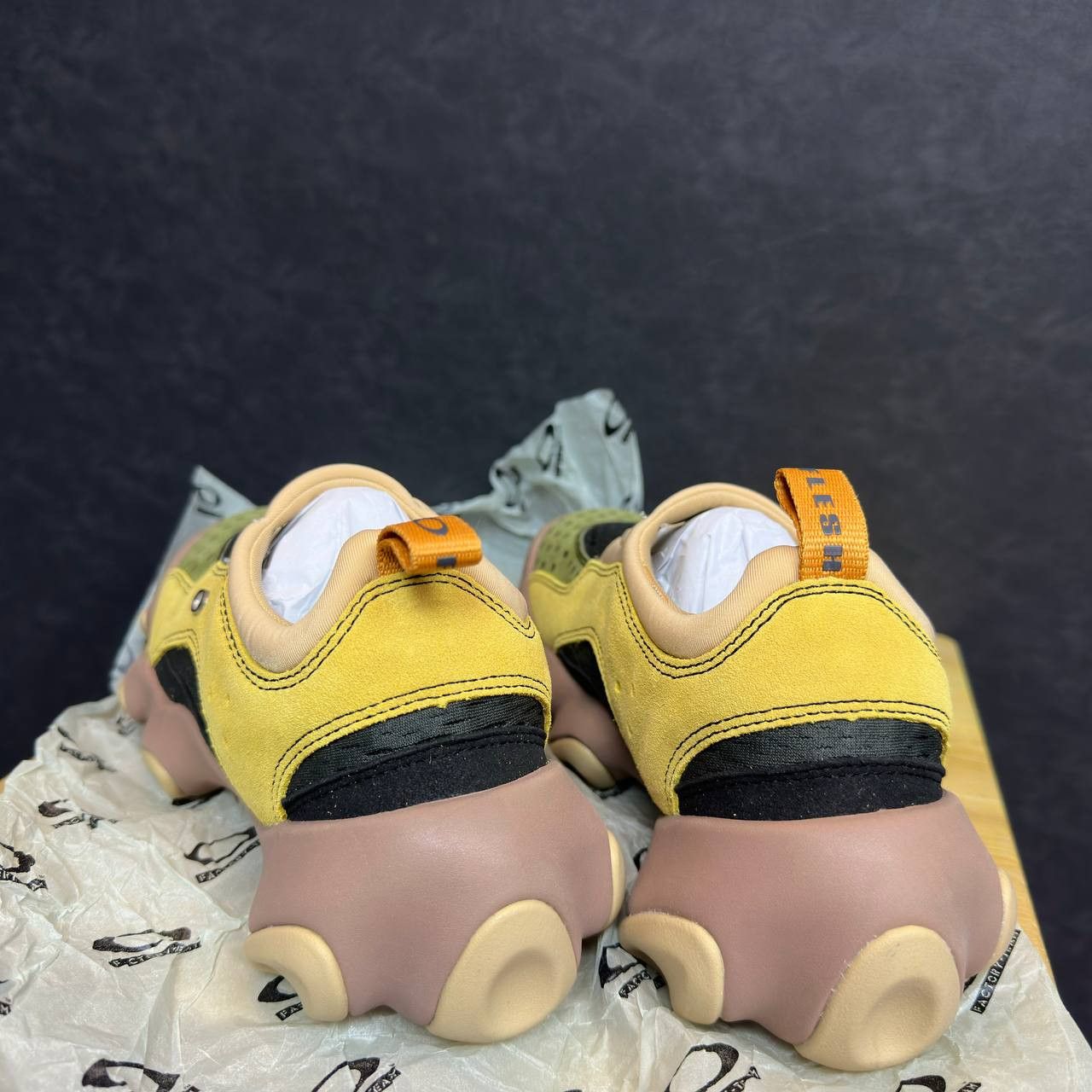 Brain Dead × Oakley Oakley X Brain Dead Suede Flesh Sandal New Rare 6.5 Size US 6.5 / IT 36.5 - 7 Thumbnail