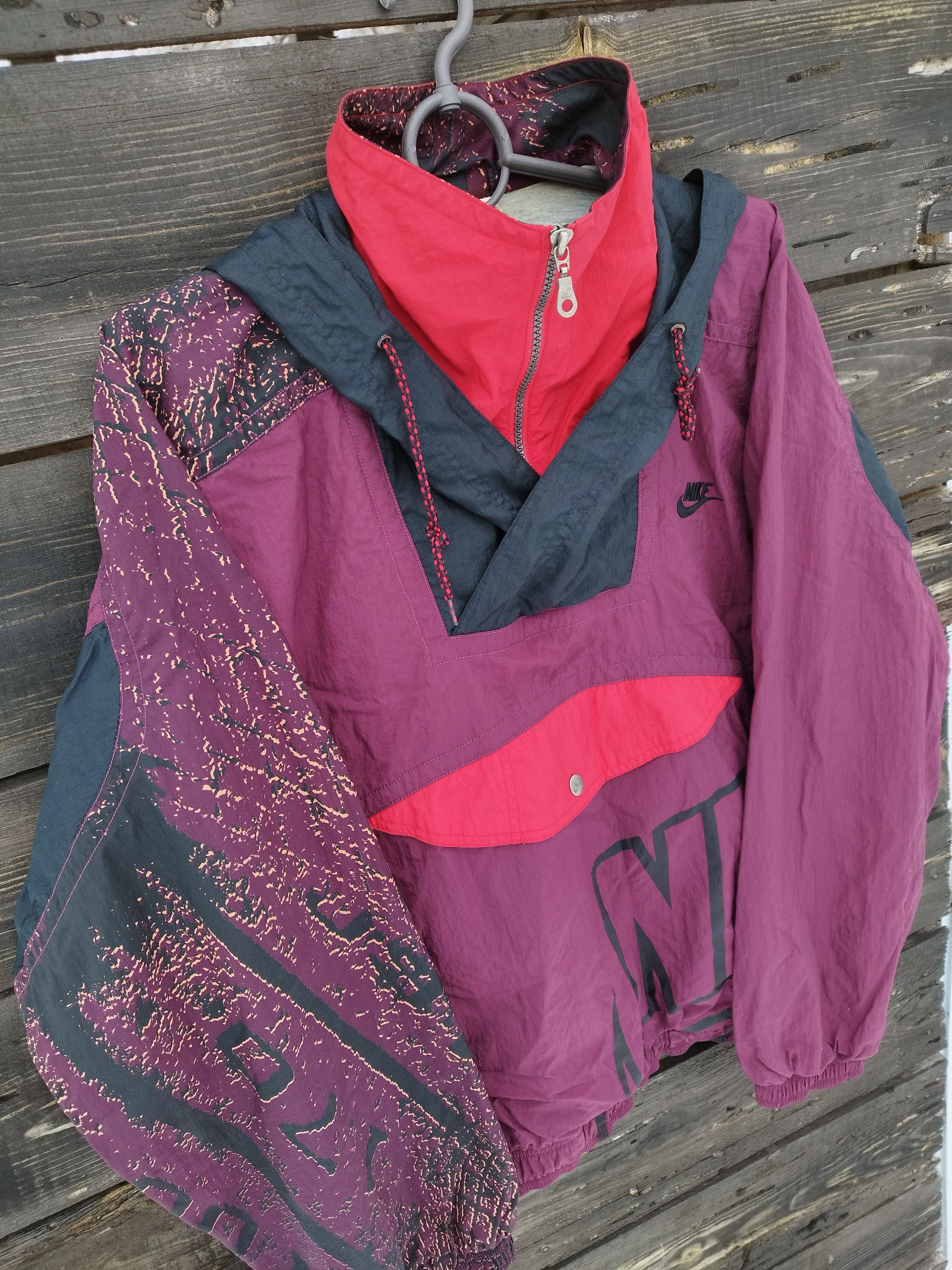 Nike RARE 90s Vintage Nike Graphic Anorak Nylon jacket – Size L Size US L / EU 52-54 / 3 - 2 Thumbnail