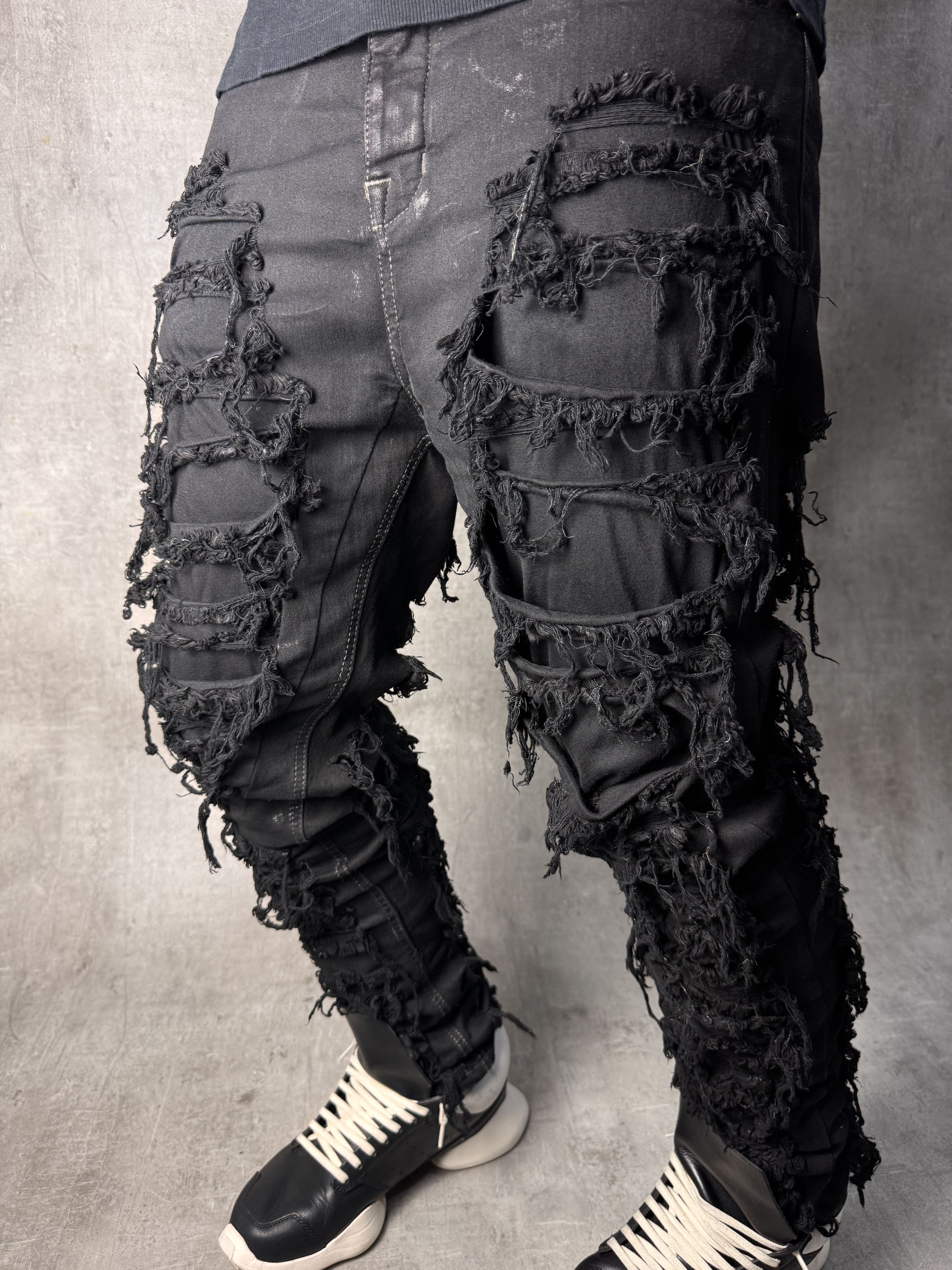 Rick Owens RICK OWENS DRKSHDW Slashed Detroit Cut Jeans in Black Size US 32 / EU 48 - 8 Thumbnail