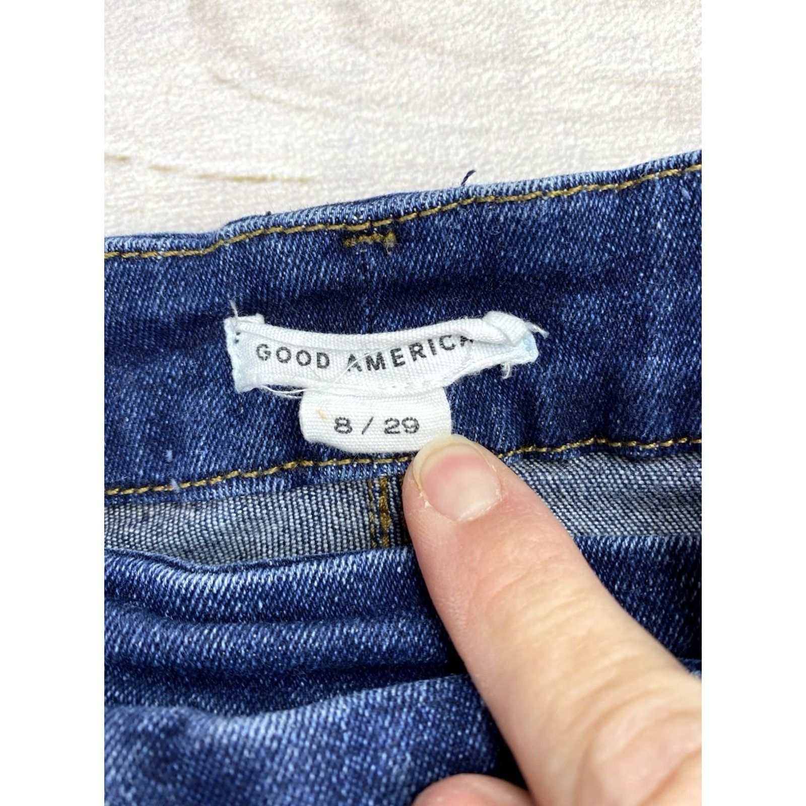 Good American Good American Jeans Womens 8 Skinny Mid Rise Stretch Dark Wash Denim Shirt? Size 30" / US 8 / IT 44 - 5 Thumbnail