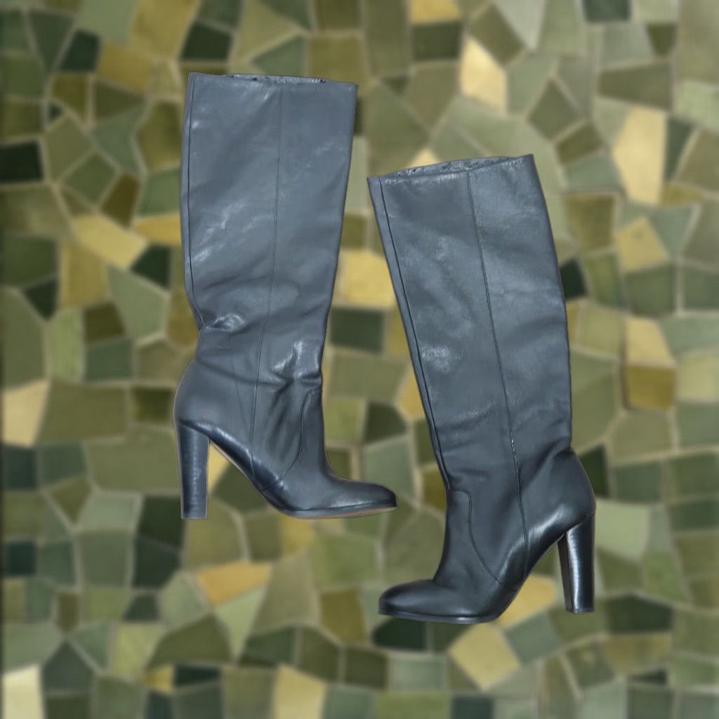 AQUA Aqua Boots Knee High Black Leather High Heel 5.5 Womens 3.5" Heel 18" Tall 14" Calf Circ Casual Fall Winter Spring Boots Size US 6 / IT 36 - 1 Thumbnail