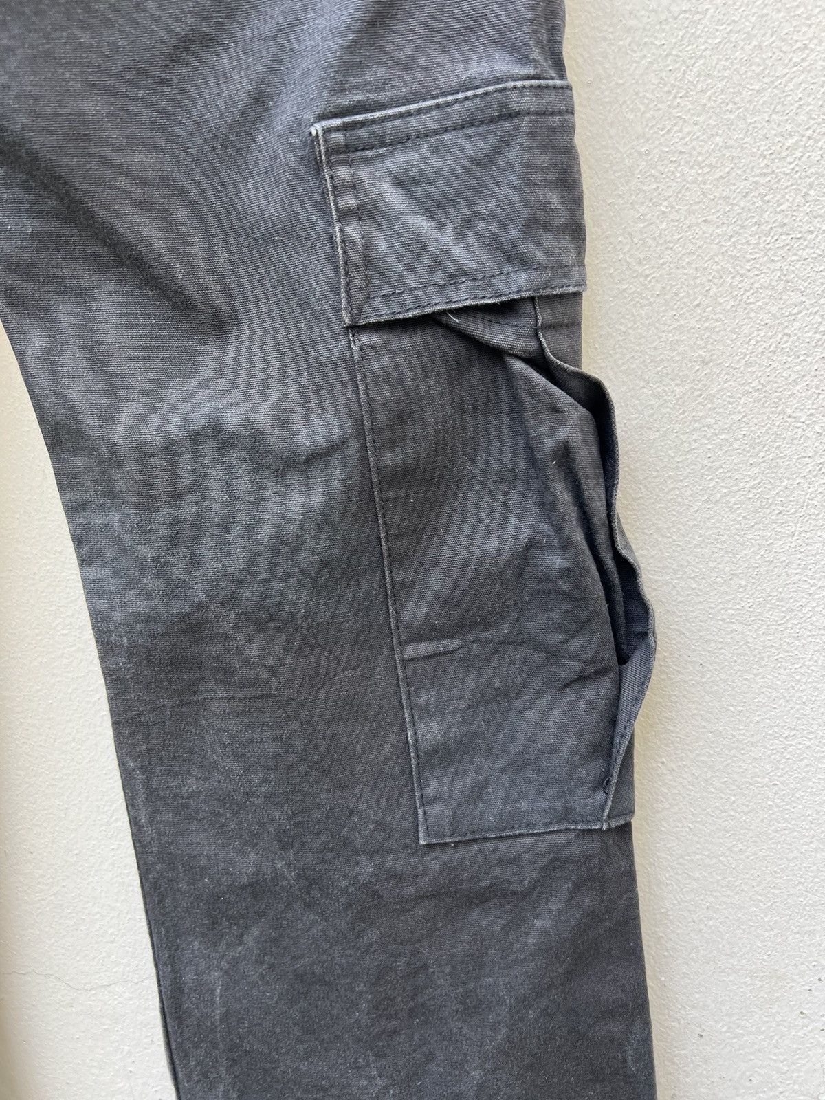 Vintage Vintage Modzart London Fade Camo Stretch Cargo Flare Trouser Size US 27 - 19 Thumbnail