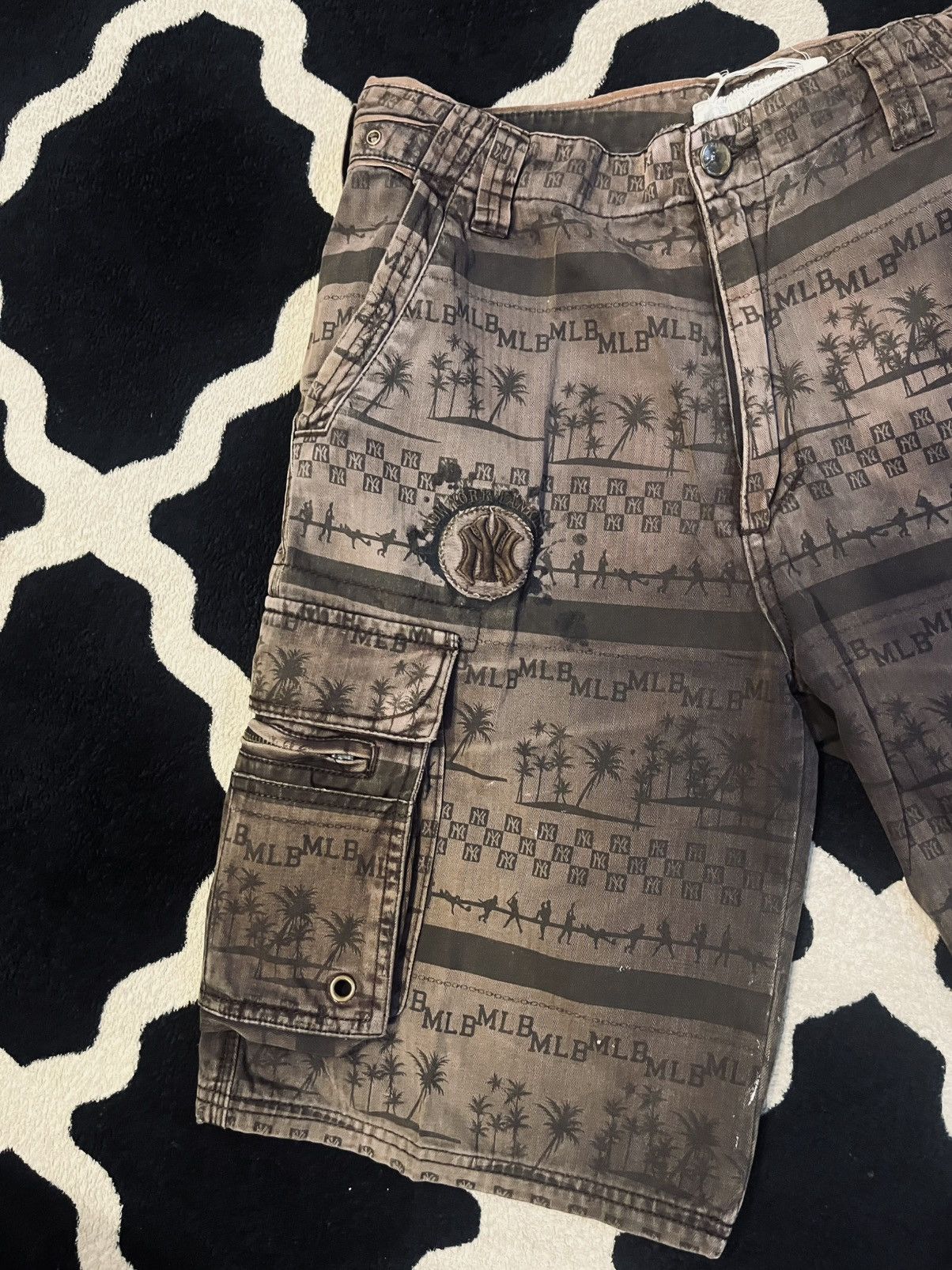 Vintage Faded MLB Yankees Cargo Shorts Brown Vintage Size US 32 / EU 48 - 3 Thumbnail