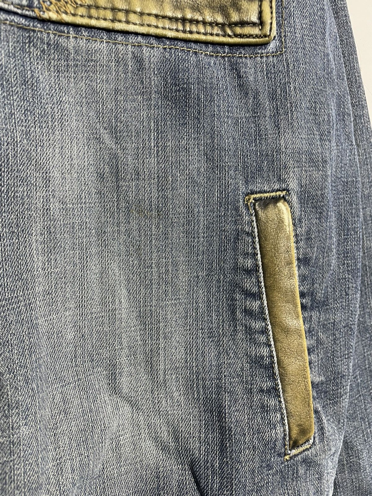 Levi's × Vintage Vintage Levi’s Made In USA jeans jacket with leather details Size US L / EU 52-54 / 3 - 8 Thumbnail
