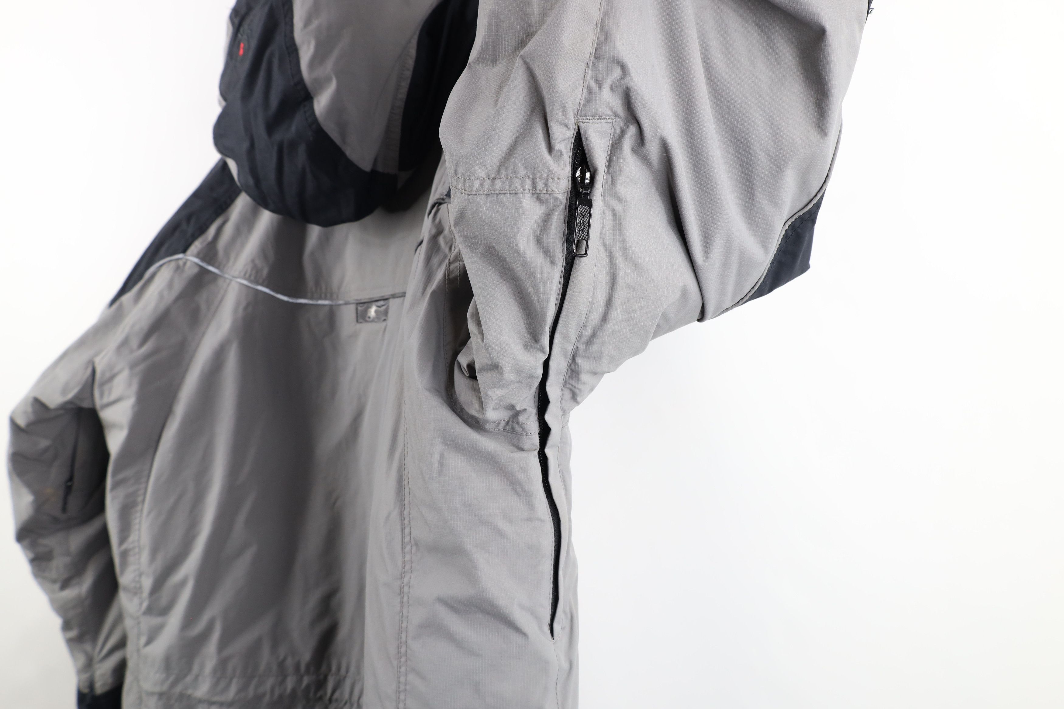 Spyder × Vintage Vintage Spyder Hooded Skiing Snowboard Puffer Jacket Gray Size US L / EU 52-54 / 3 - 16 Thumbnail