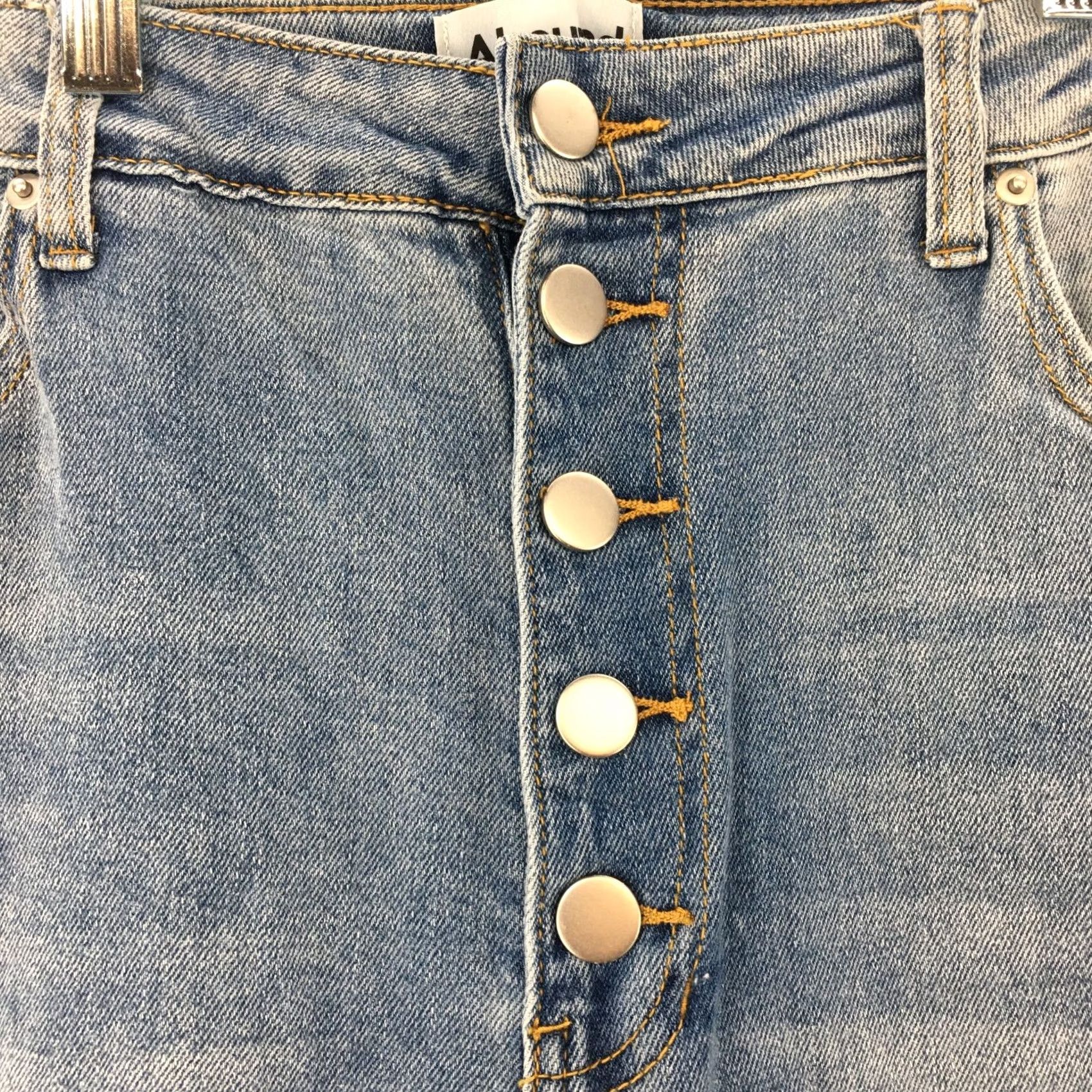 Vintage Abound Mom Jeans Womens 32 Blue Light Wash Denim Button Fly Ripped Knee Hi Rise Jeans Size 24" / US 00 / IT 34 - 5 Thumbnail