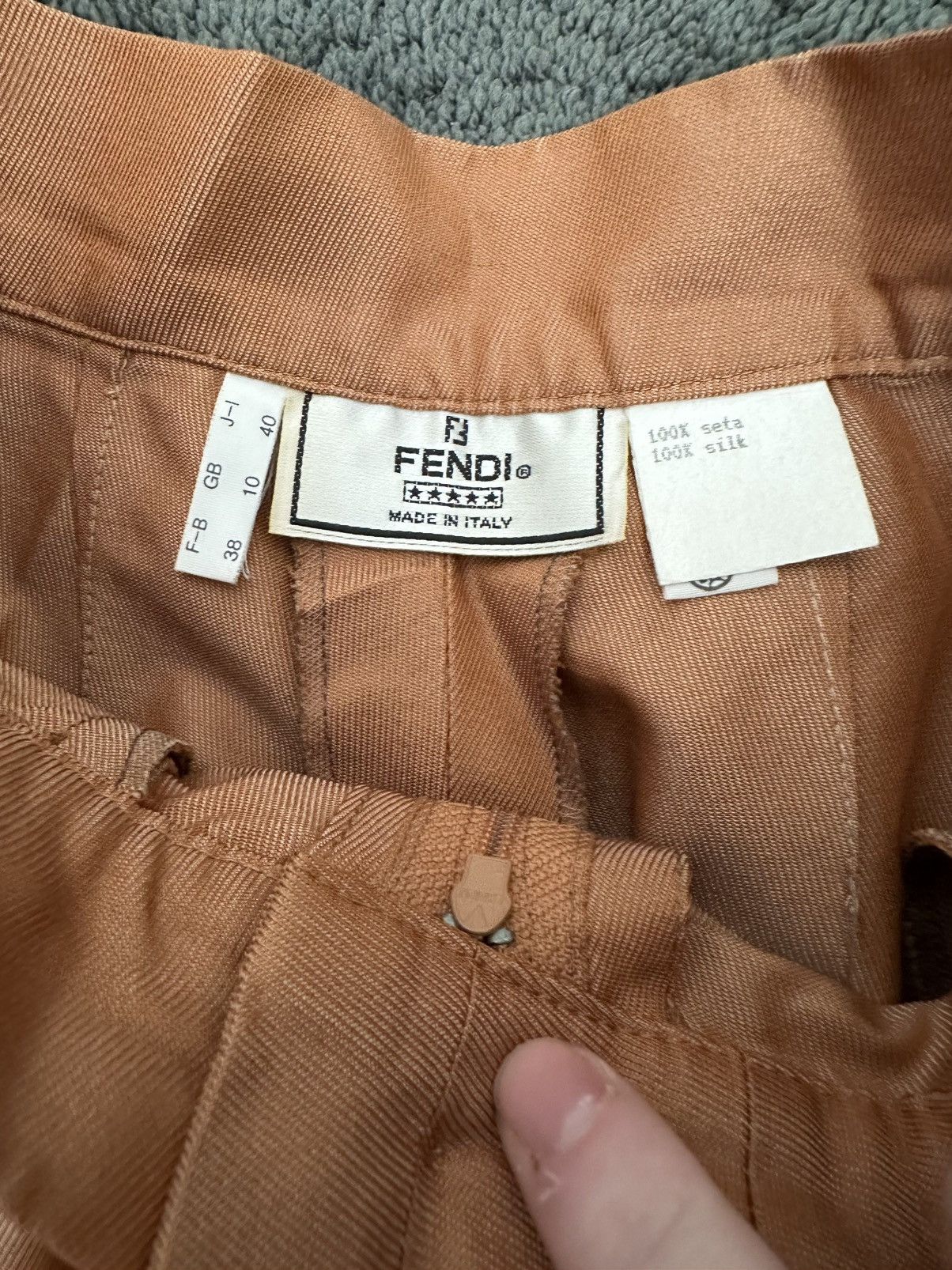 Fendi Archive Fendi Spring 1999 SS99 Silk Shorts Size 28" / US 6 / IT 42 - 3 Thumbnail