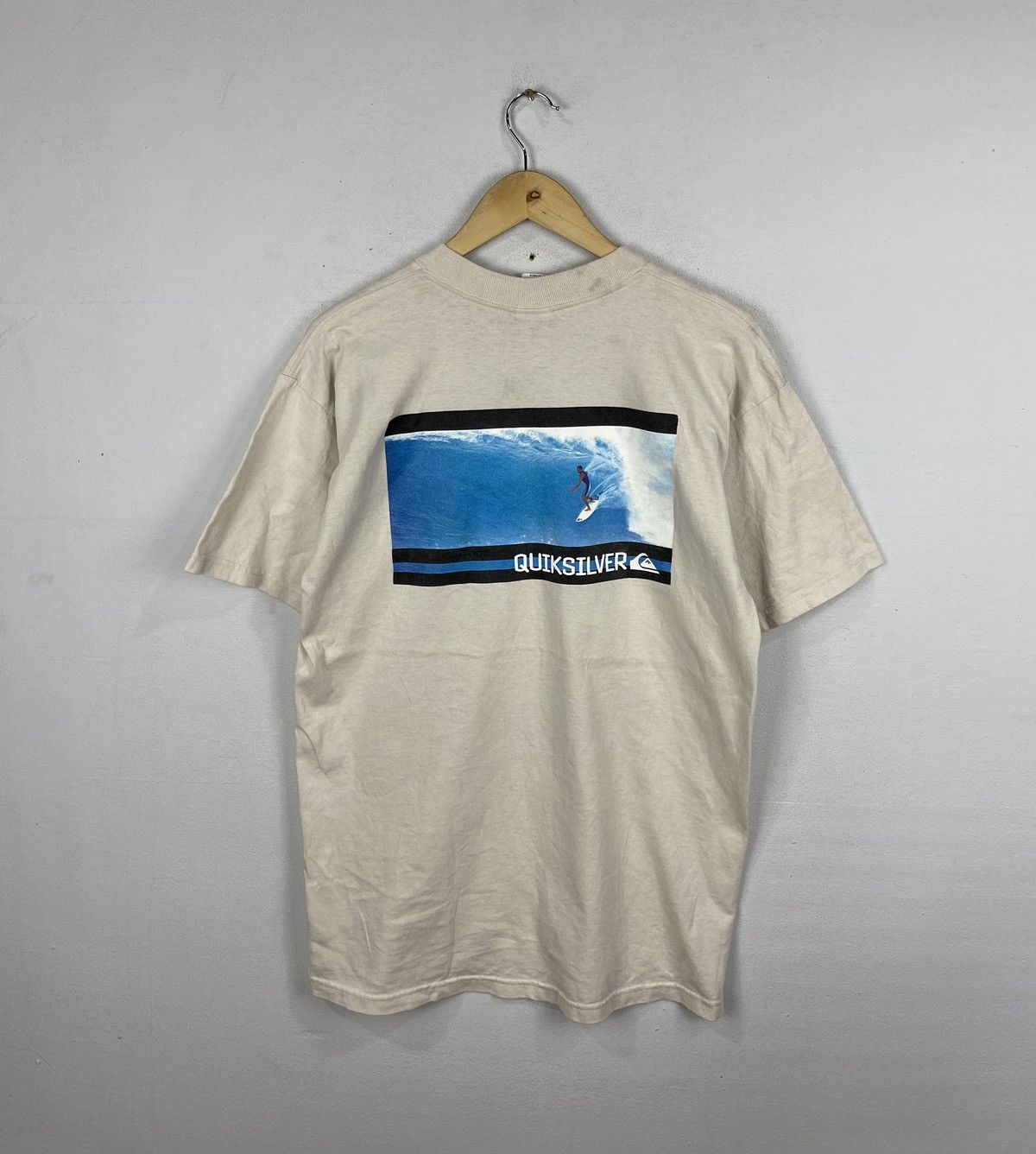 Quiksilver VINTAGE QUIKSILVER PHOTOPRINT GRAPHICS TEE Size US L / EU 52-54 / 3 - 1 Thumbnail