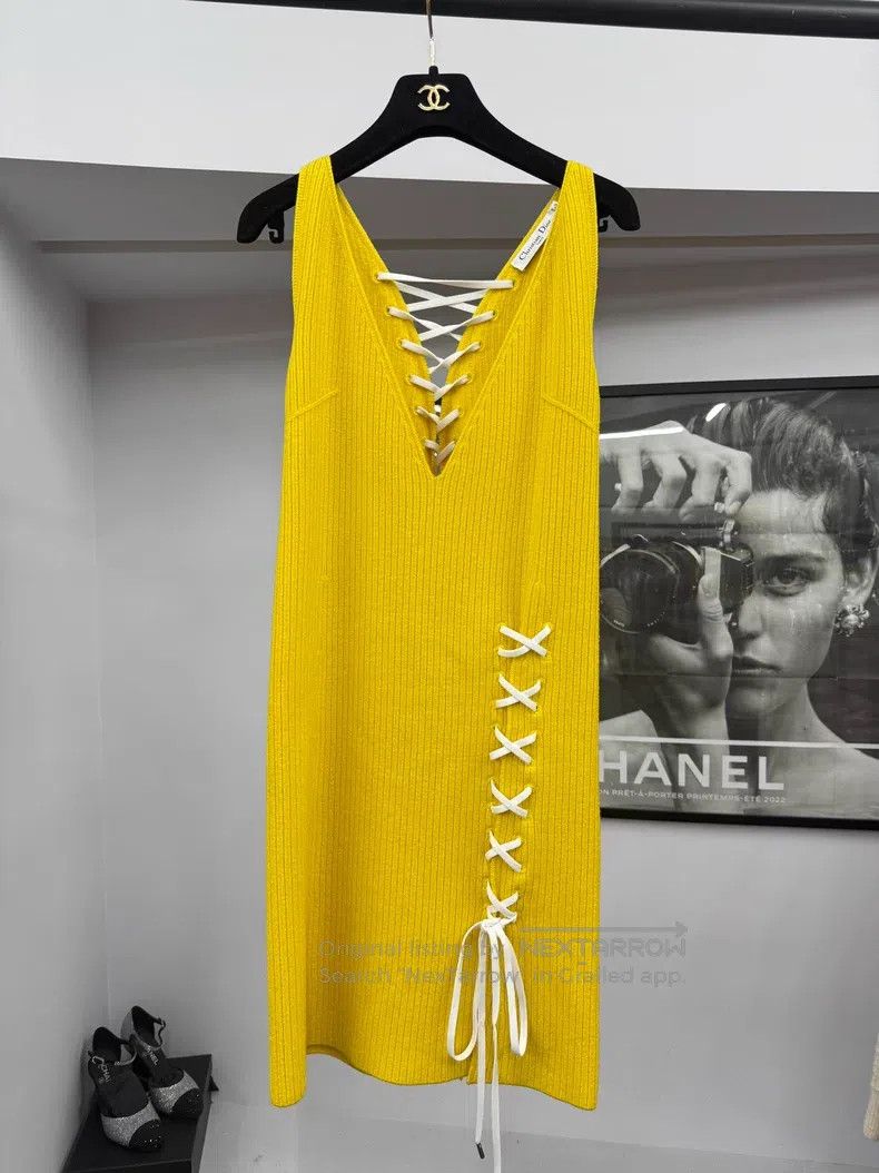 Dior Dior Yellow V-neck tie-up knitted dress Size XXS / US 00 / IT 34 - 1 Thumbnail