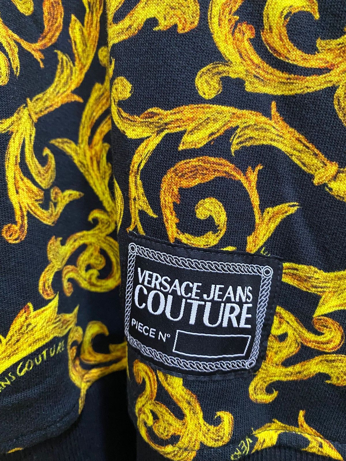 Versace Jeans Couture Versace Jeans Culture Sweatshirt Print Sketch Couture size M Size US M / EU 48-50 / 2 - 4 Thumbnail