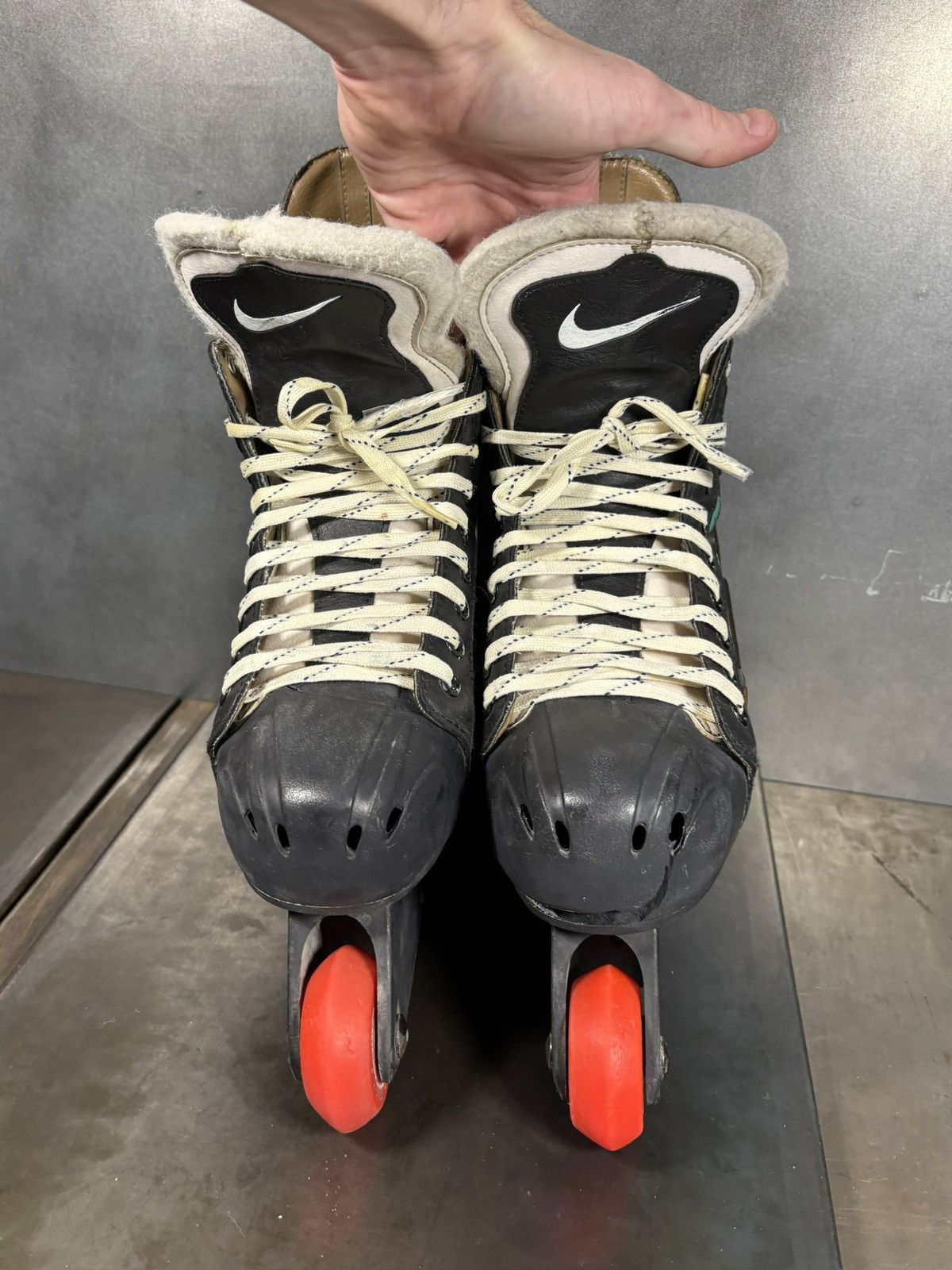 Nike 1990s Nike Zoom Air Agitate Vintage Rollerblade InLine Skate Size US 7 / EU 40 - 5 Thumbnail