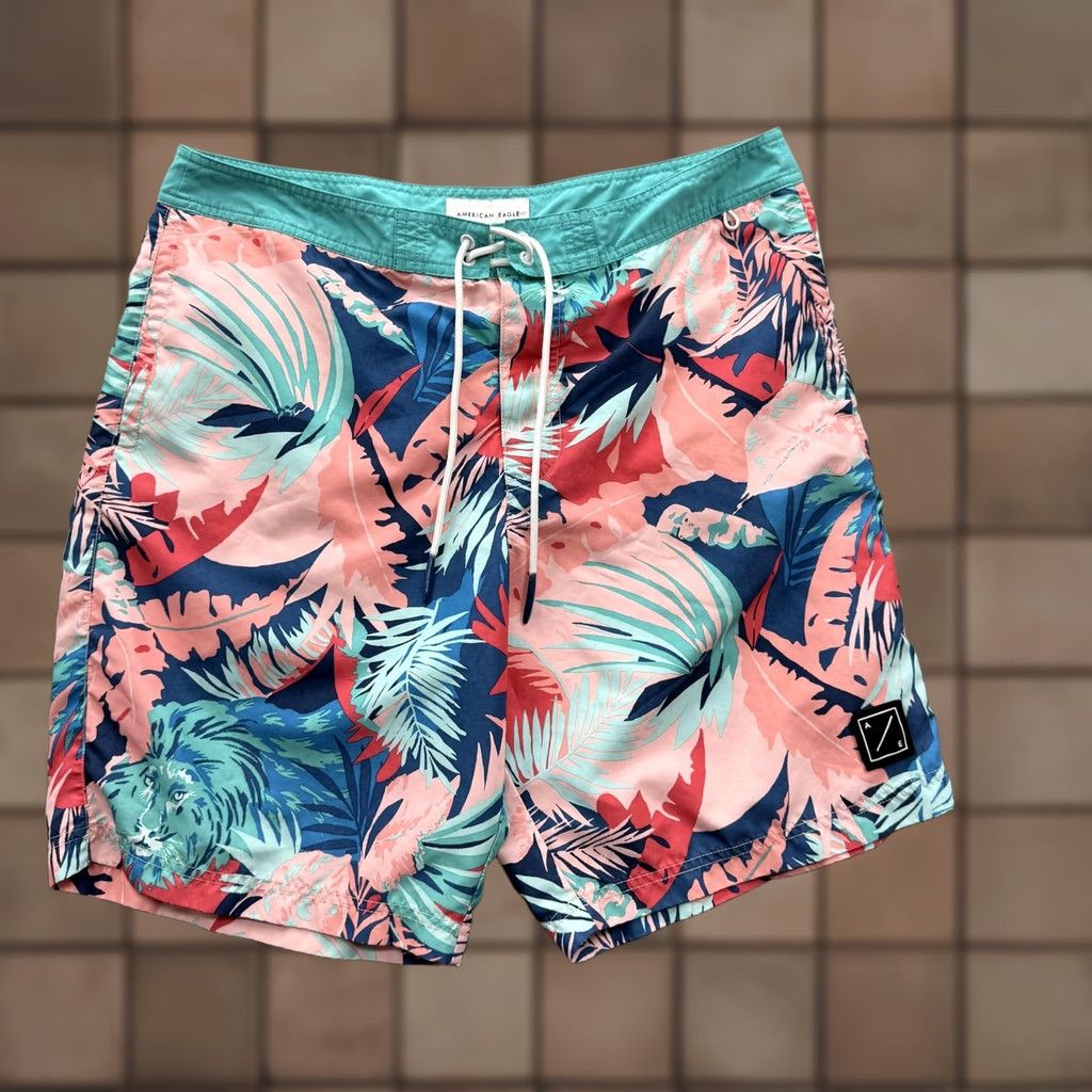American Eagle Outfitters American Eagle Outfitters Swim Trunks Mens Large Multicolor Tropical Lion Print Beach Trunks Sharks? Size US 33 - 1 Thumbnail