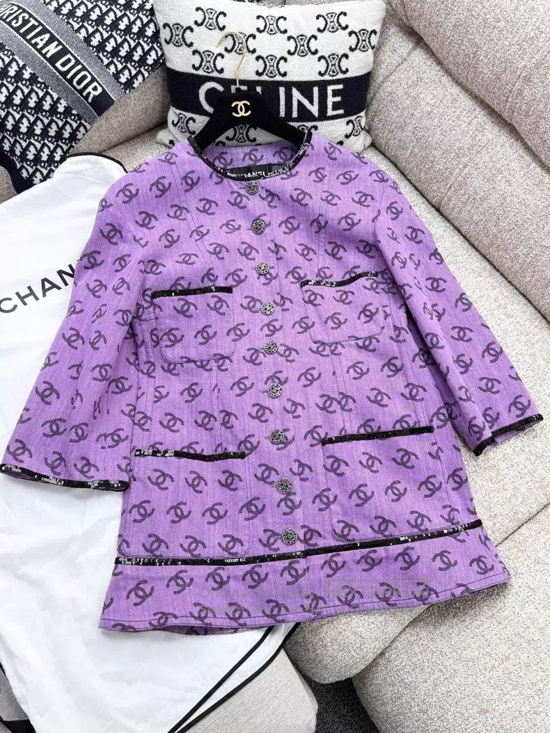 Chanel Chanel Full-print logo double C black sequin rolled edge f Size XS / US 0-2 / IT 36-38 - 2 Thumbnail