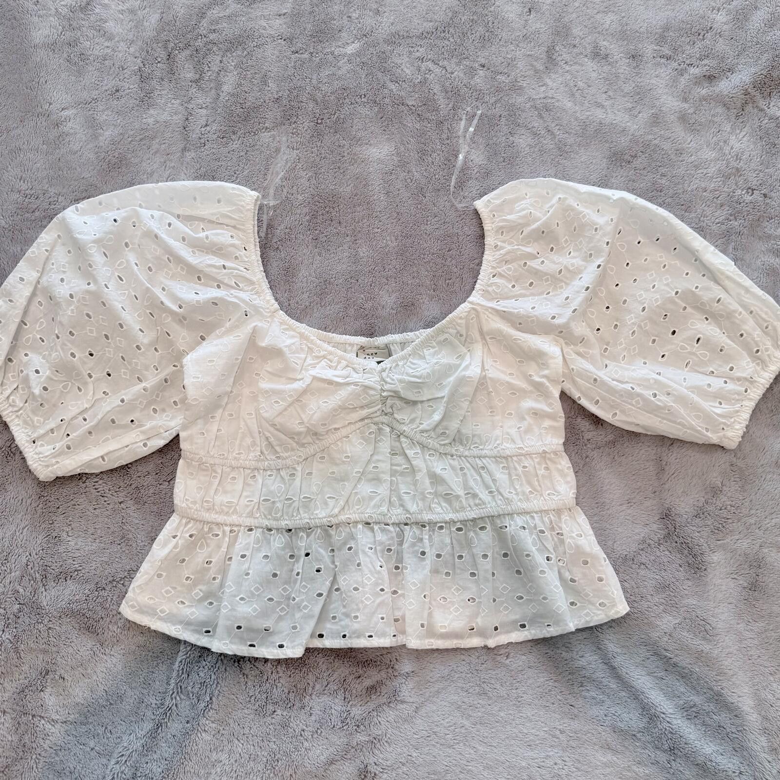 Other A New Day White Eyelet Puff Sleeve Crop Top Medium Size M / US 6-8 / IT 42-44 - 1 Thumbnail