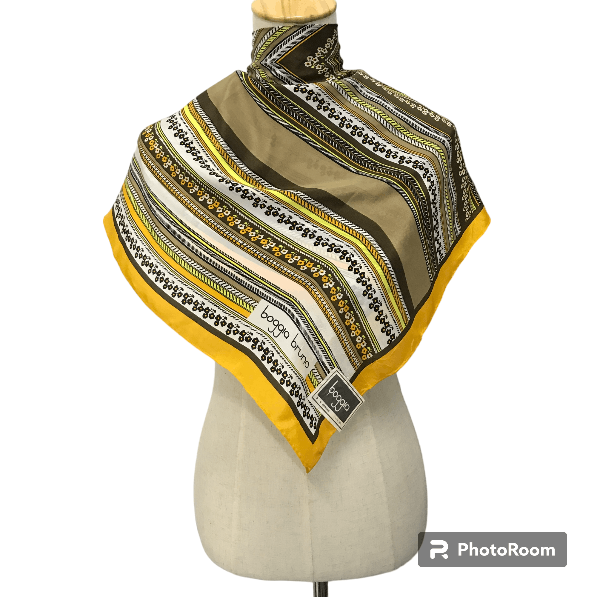 Japanese Brand Boggia Bruno Silk Scarf M130 Size ONE SIZE - 1 Thumbnail