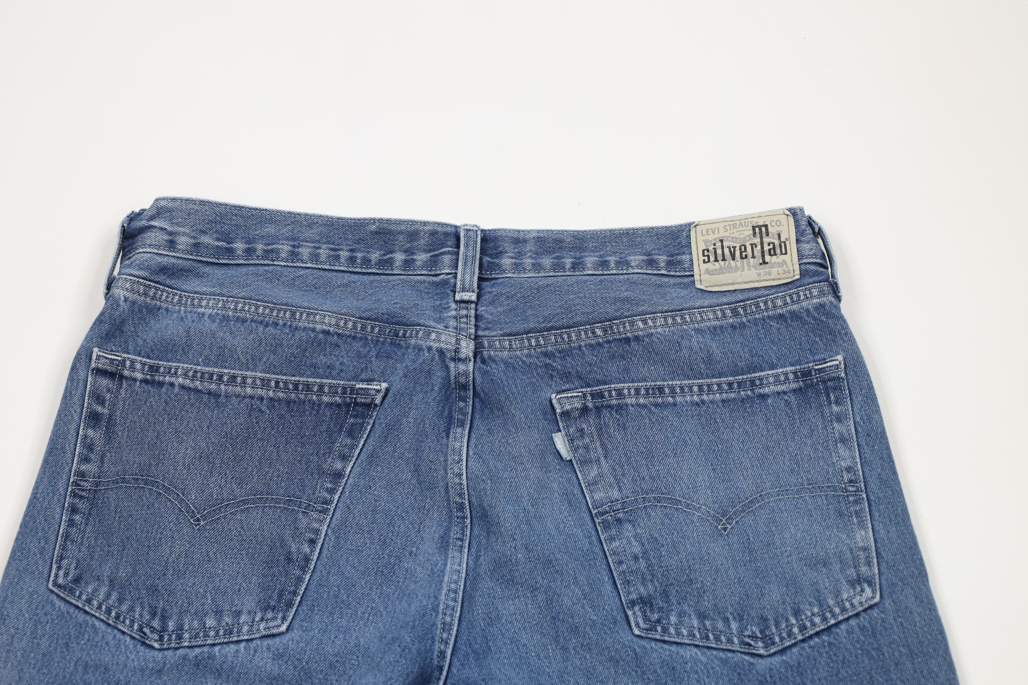 Vintage Y2K Levis SilverTab Loose Wide Leg Denim Jeans Blue