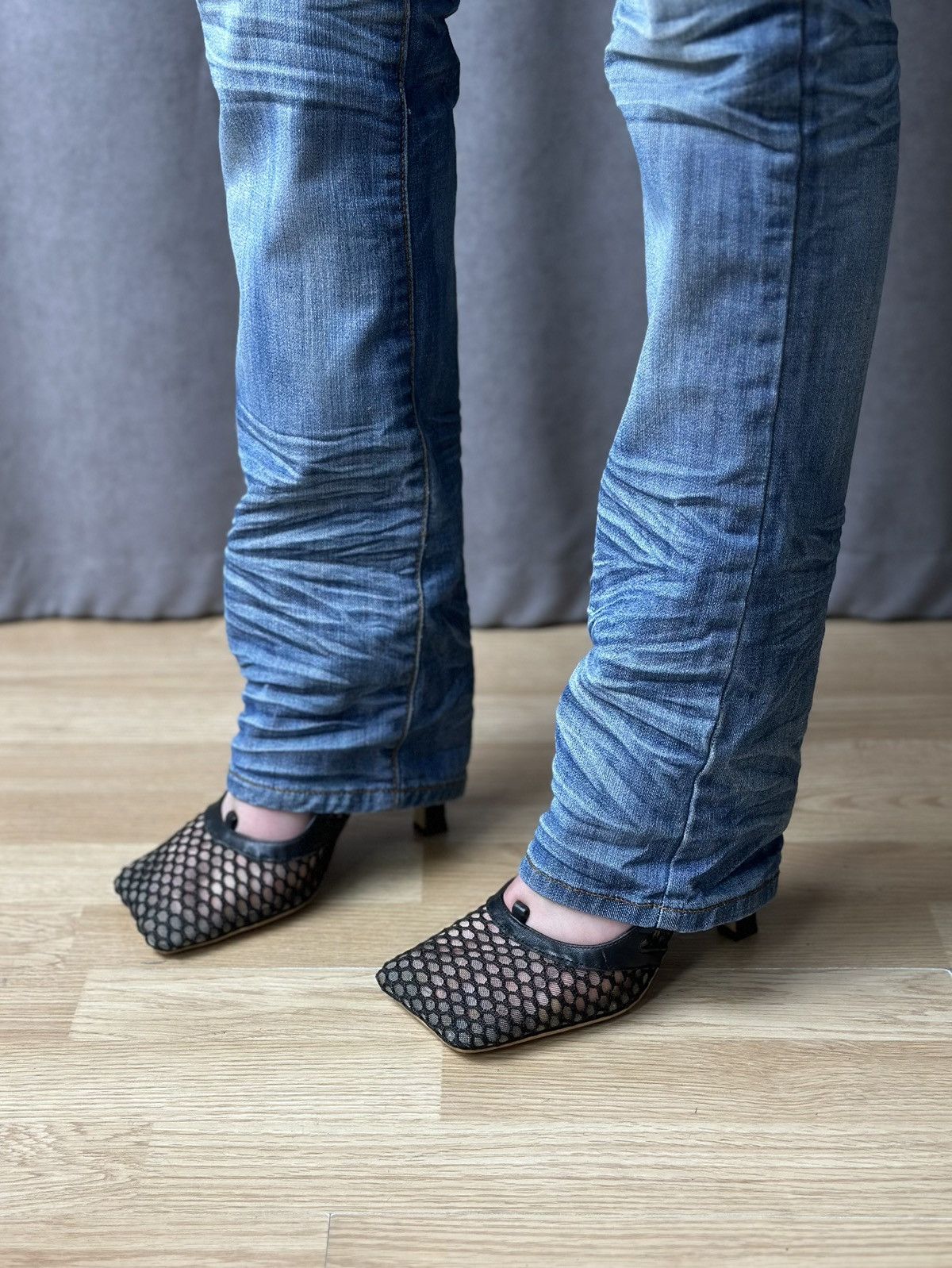 Bottega Veneta Vintage Bottega Veneta Black Net Mesh Leather Sandal Heel Size US 8 / IT 38 - 12 Thumbnail