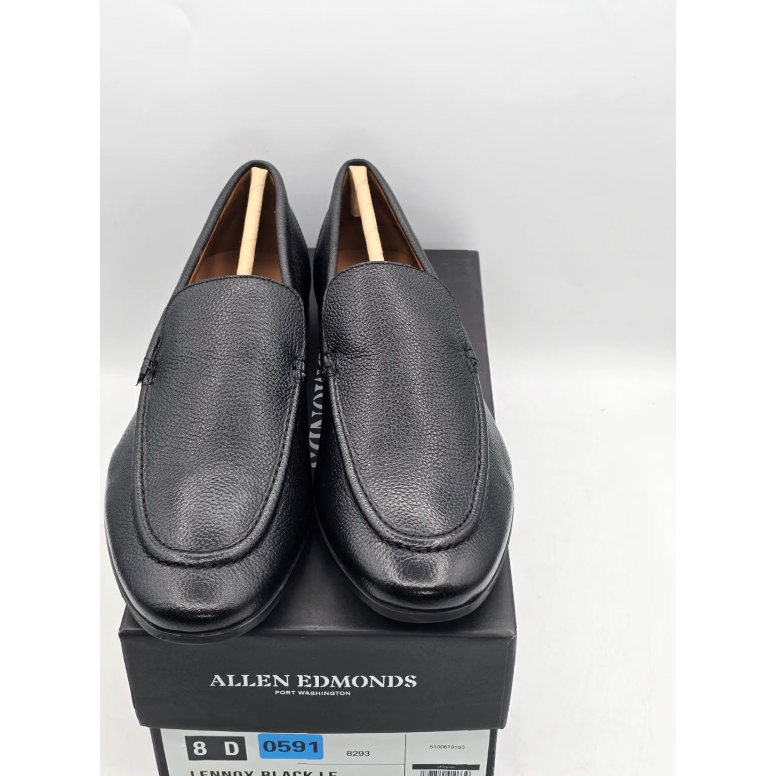 Allen Edmonds Allen Edmonds Lennox Leather Black Slip On Loafer Men's 8D Dress Shoes Size US 8 / EU 41 - 3 Thumbnail