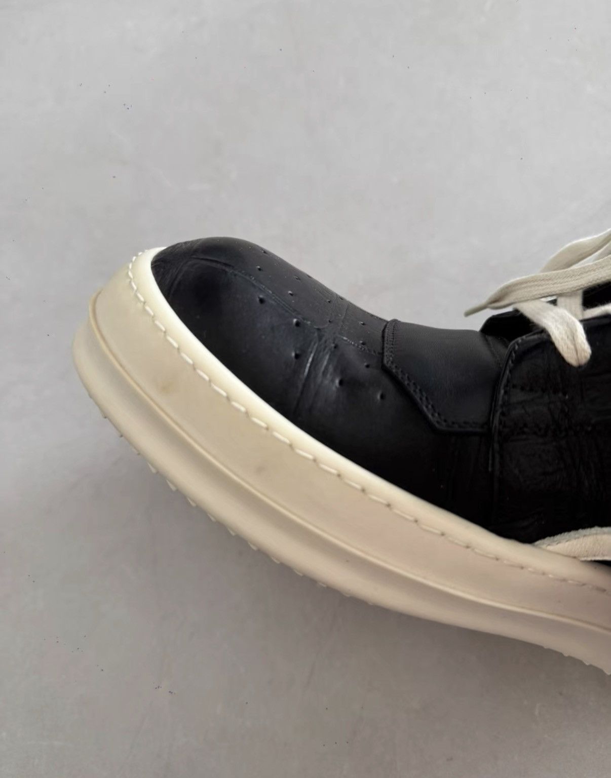 Rick Owens Rick Owens Main Line Reverse Triangle Crocodile Leather K37 Size US 8 / EU 41 - 8 Thumbnail