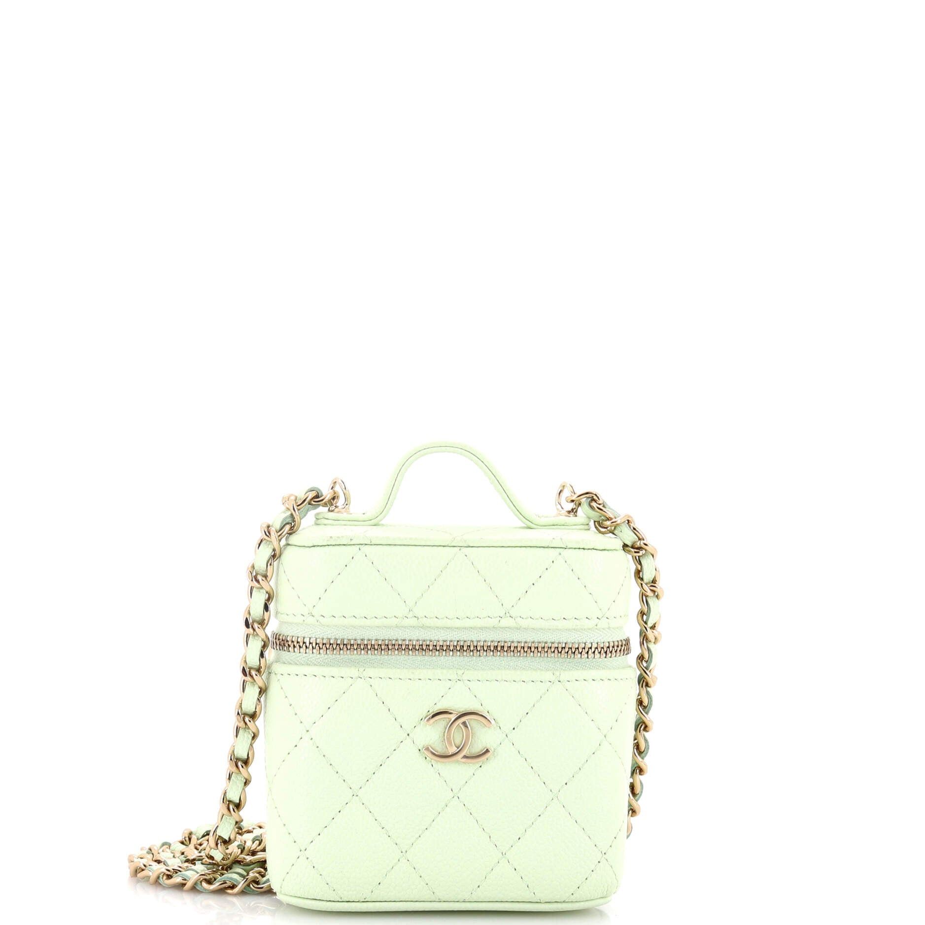 Chanel Handle with Care Vanity Case with Chain Size ONE SIZE - 1 Thumbnail