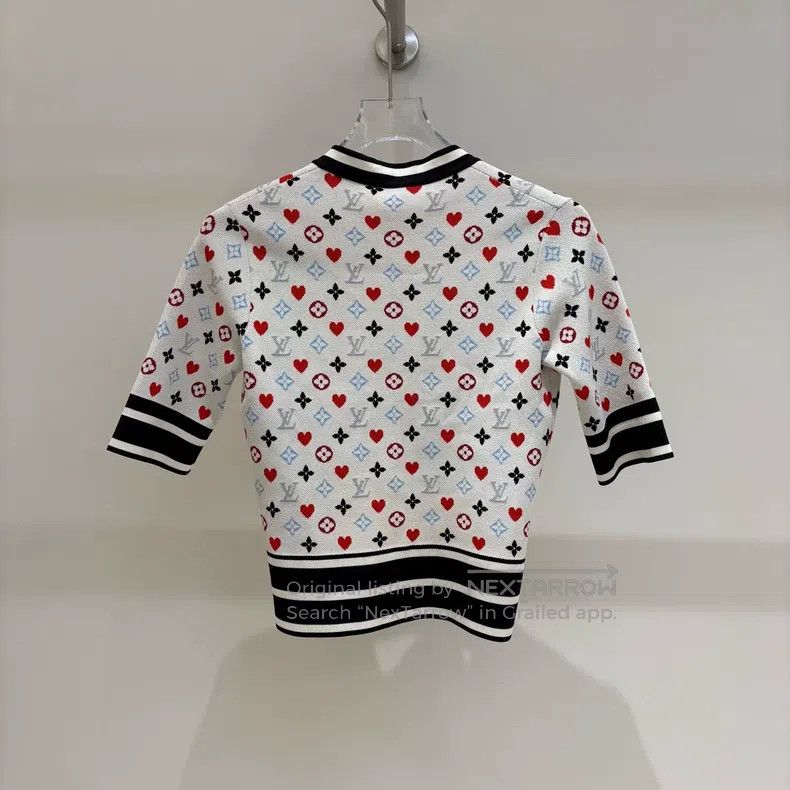 Louis Vuitton Louis Vuitton White full logo playing card mulberry silk n Size S / US 4 / IT 40 - 2 Thumbnail