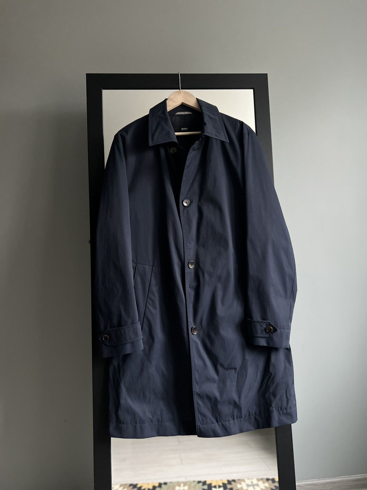 Hugo Boss Hugo Boss Water-Repellent Navy Long Short Coat Size US M / EU 48-50 / 2 - 1 Thumbnail