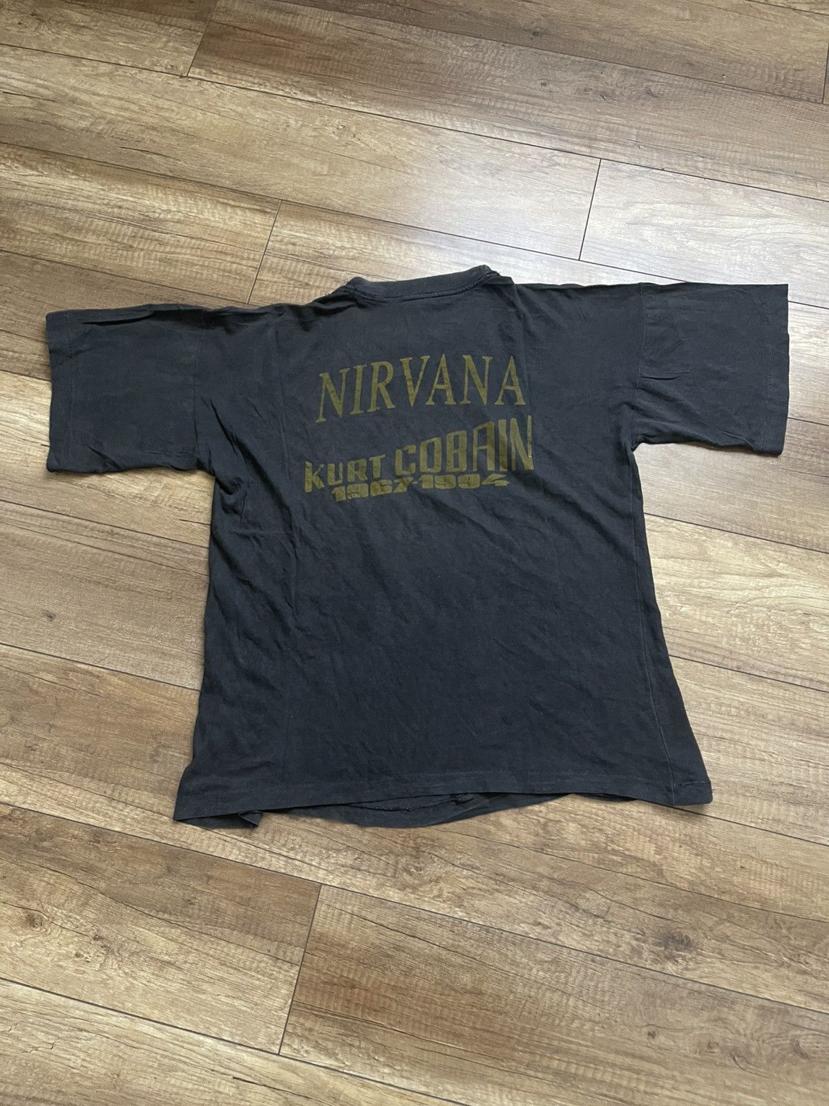 Nirvana Nirvana Kurt Cobain Vintage Rock Band T-Shirt Tee 90s Size US L / EU 52-54 / 3 - 8 Thumbnail