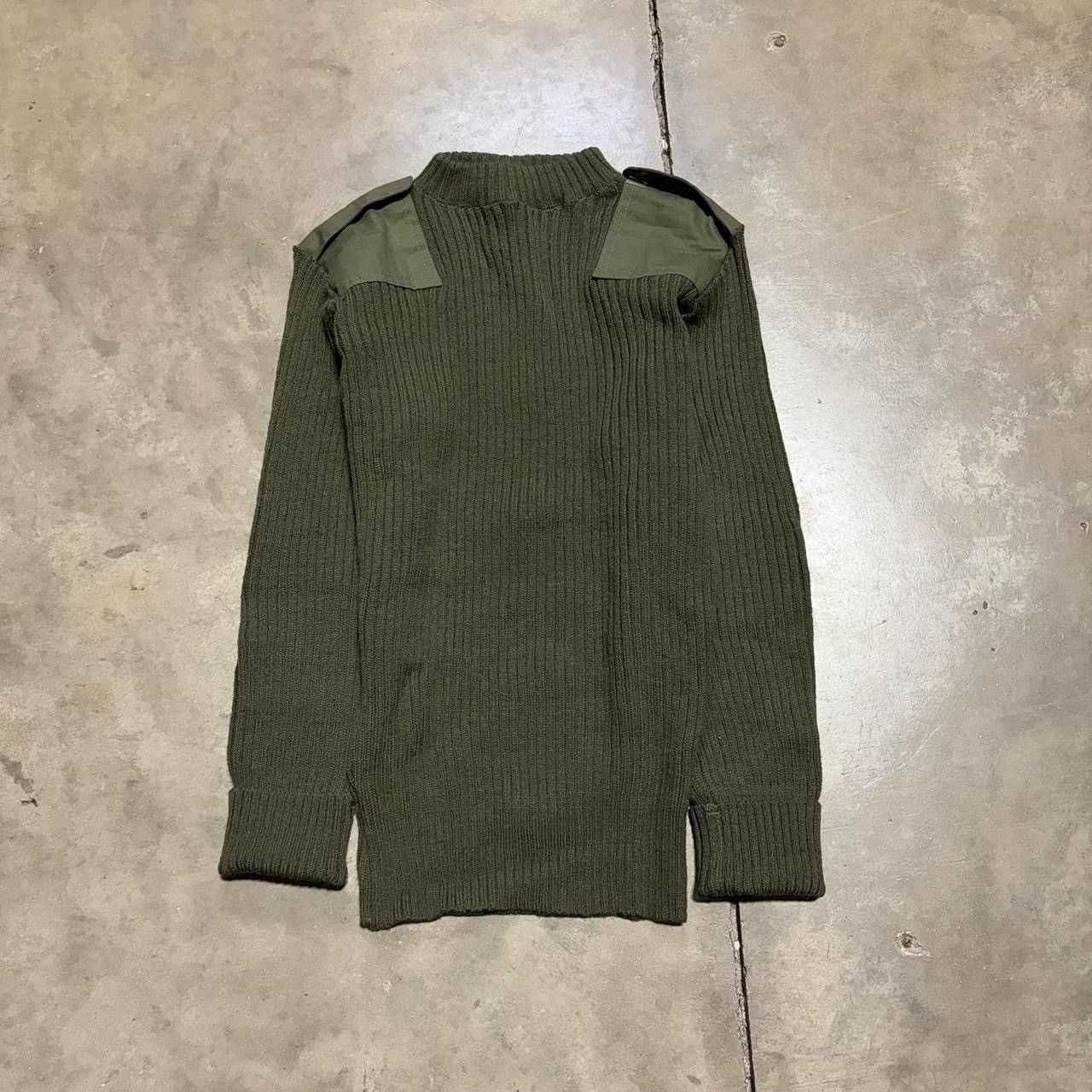 Vintage Vintage DCSP Military Sweater Ribbed Knit Army Olive Green Size US L / EU 52-54 / 3 - 6 Thumbnail